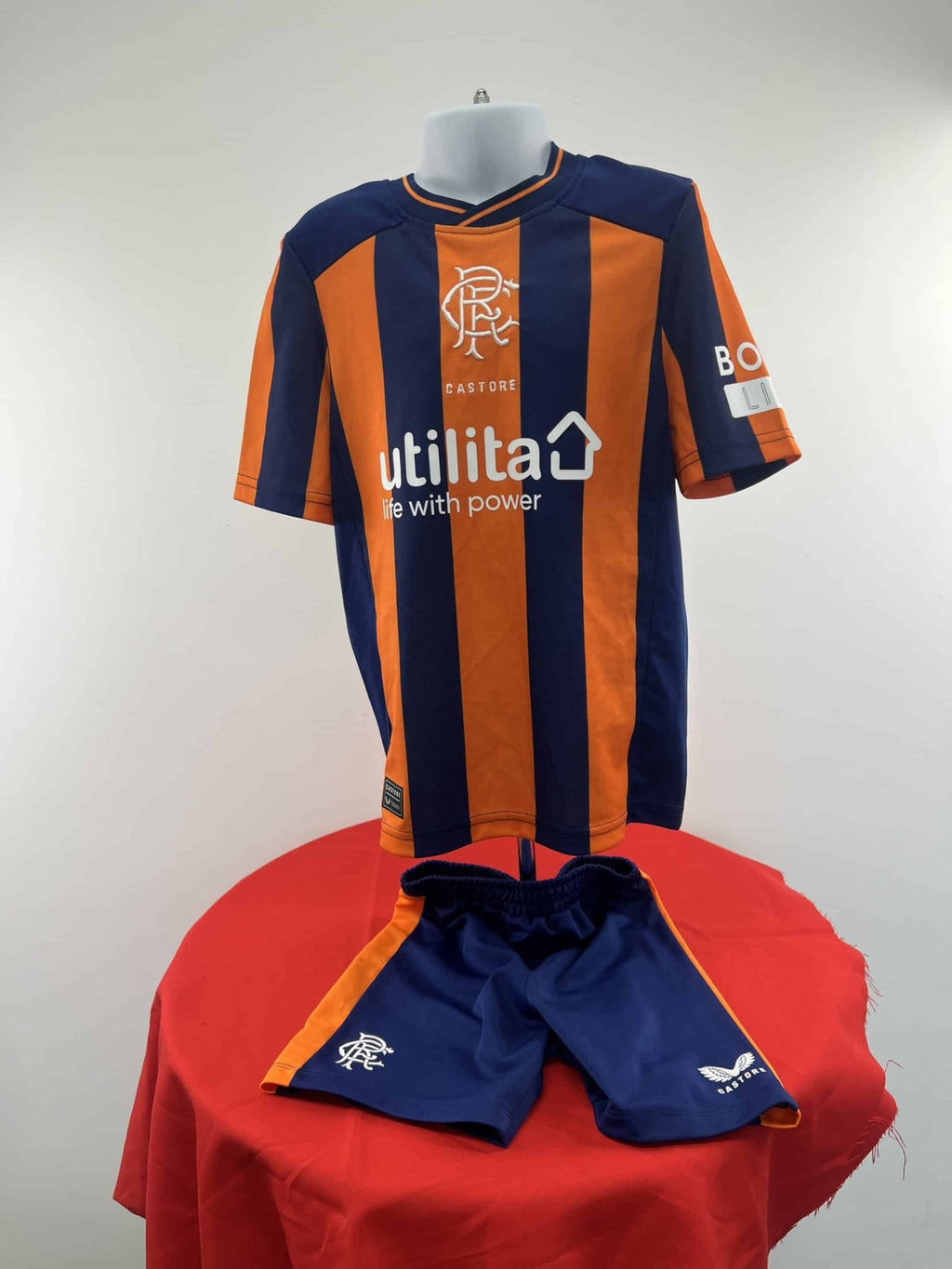Kid's Castore Rangers Football Kit Age 7 - 8 - kitround kitround product