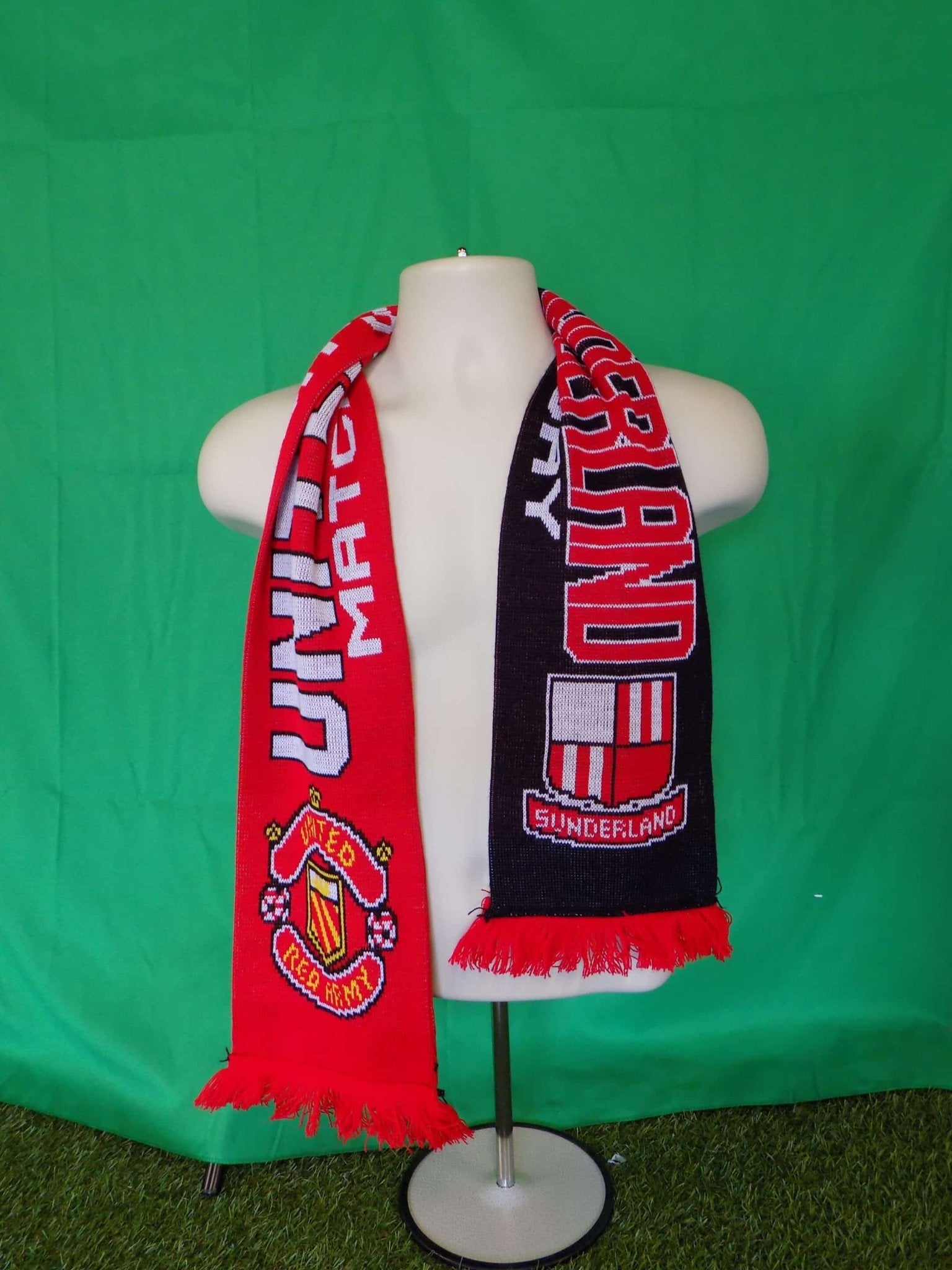 Kids Man United vs Sunderland Half n Half Scarf (14 Years) - kitround kitround product