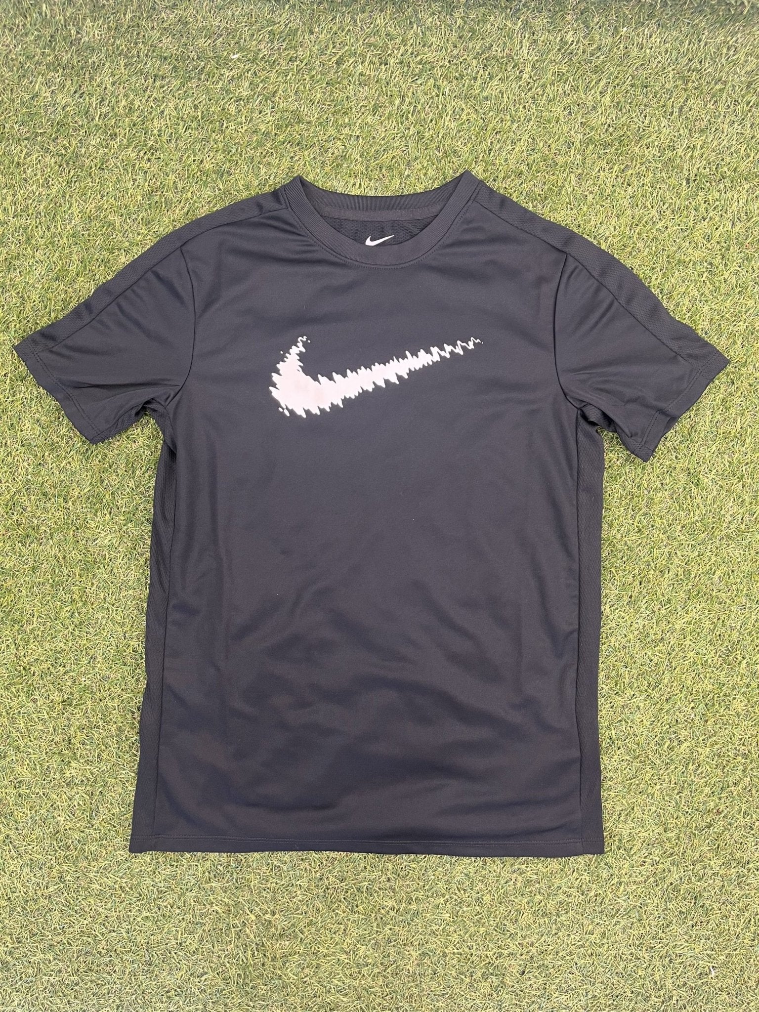 Kids Nike Dri - FIT Top (147cm - 158cm) - kitround kitround product