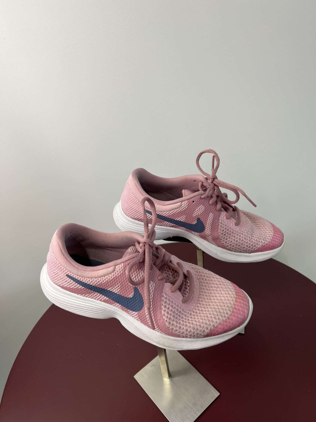 Kid’s Nike Running Trainers - kitround kitround product