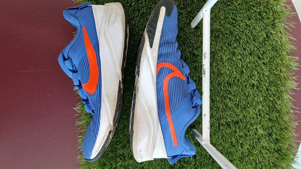 Kids Nike Trainers with Orange Swoosh - kitround kitround product