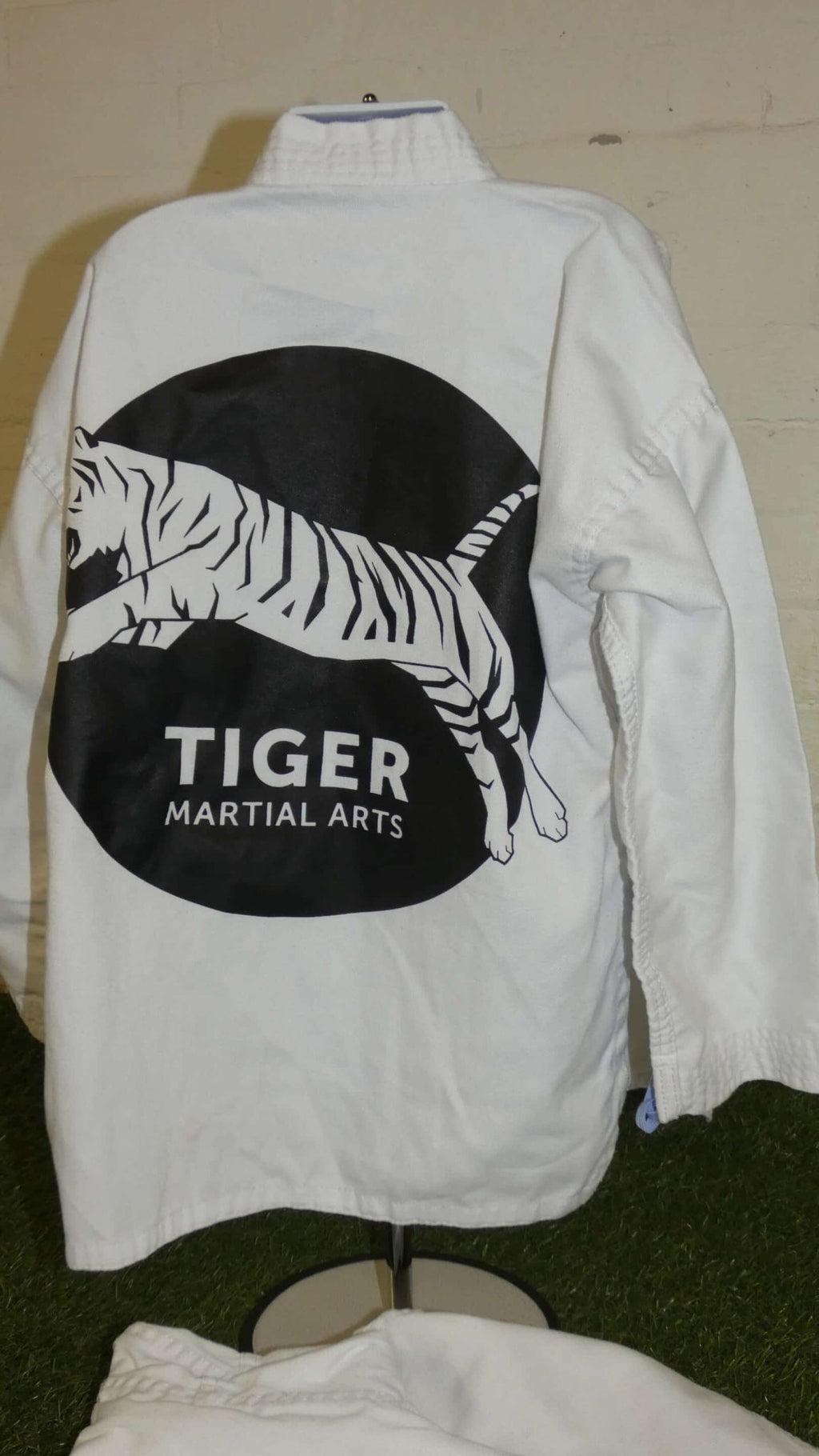 Kids Titan Martial Arts Top & Trousers - kitround kitround product