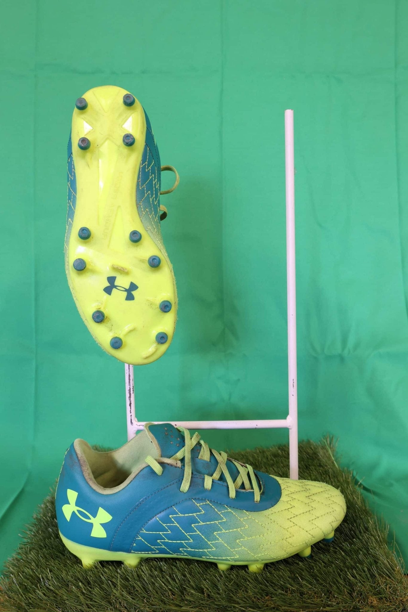 Kids Under Armour Football Boots - kitround kitround product