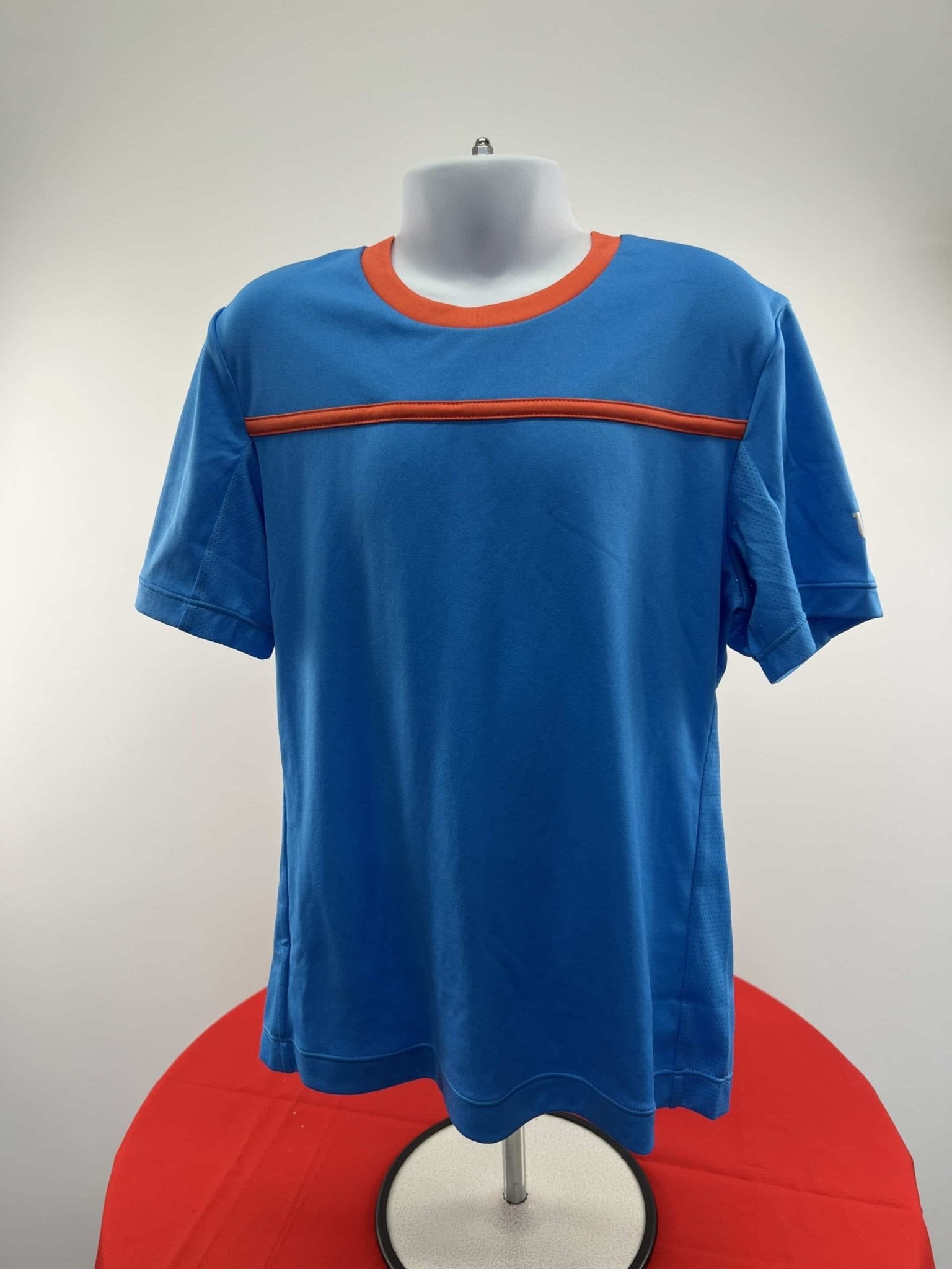 Kid’s Wilson Light Blue T-Shirt Age 7 - 8 - kitround kitround product