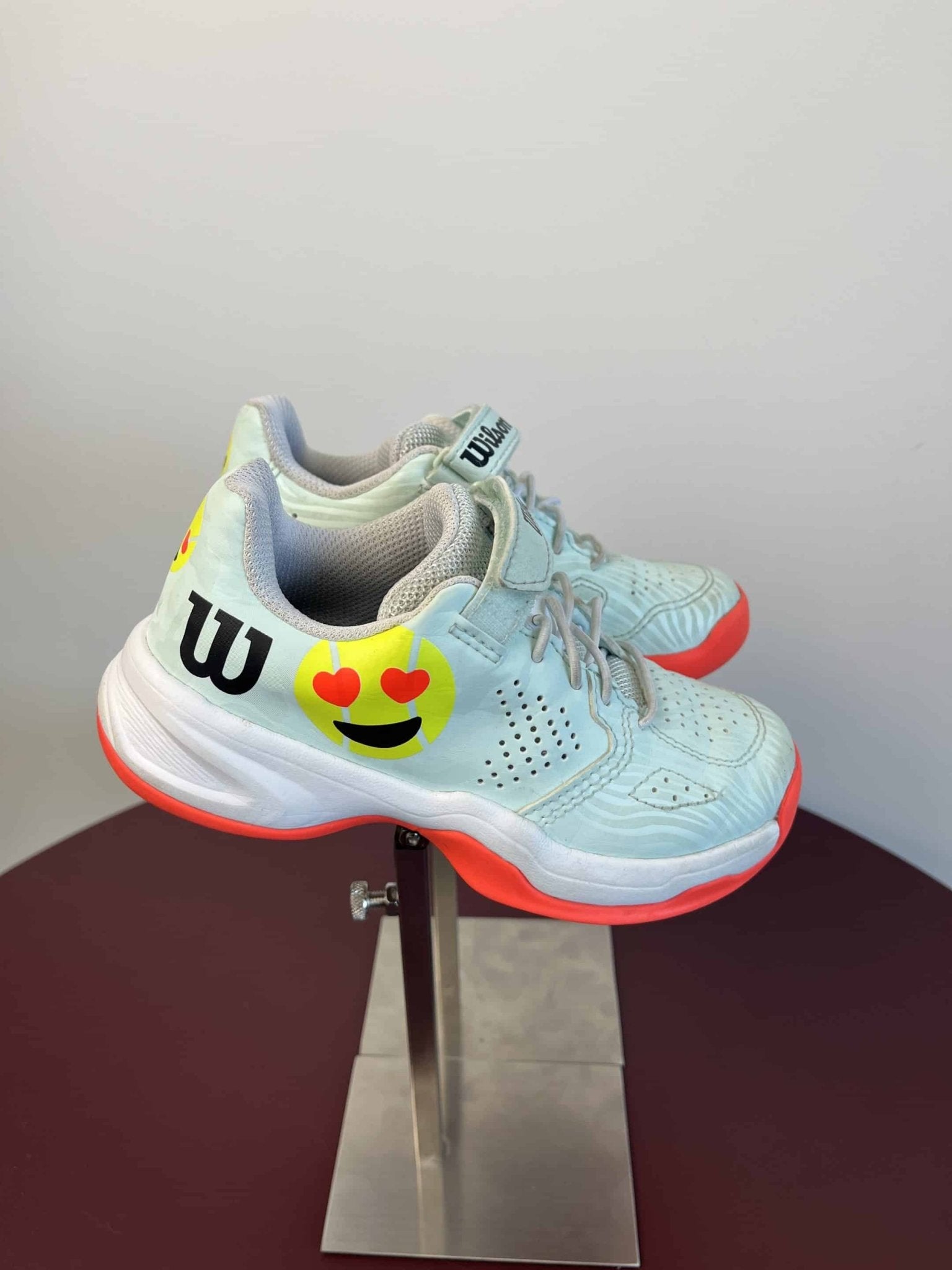 Kids Wilson Tennis Shoes - kitround kitround product