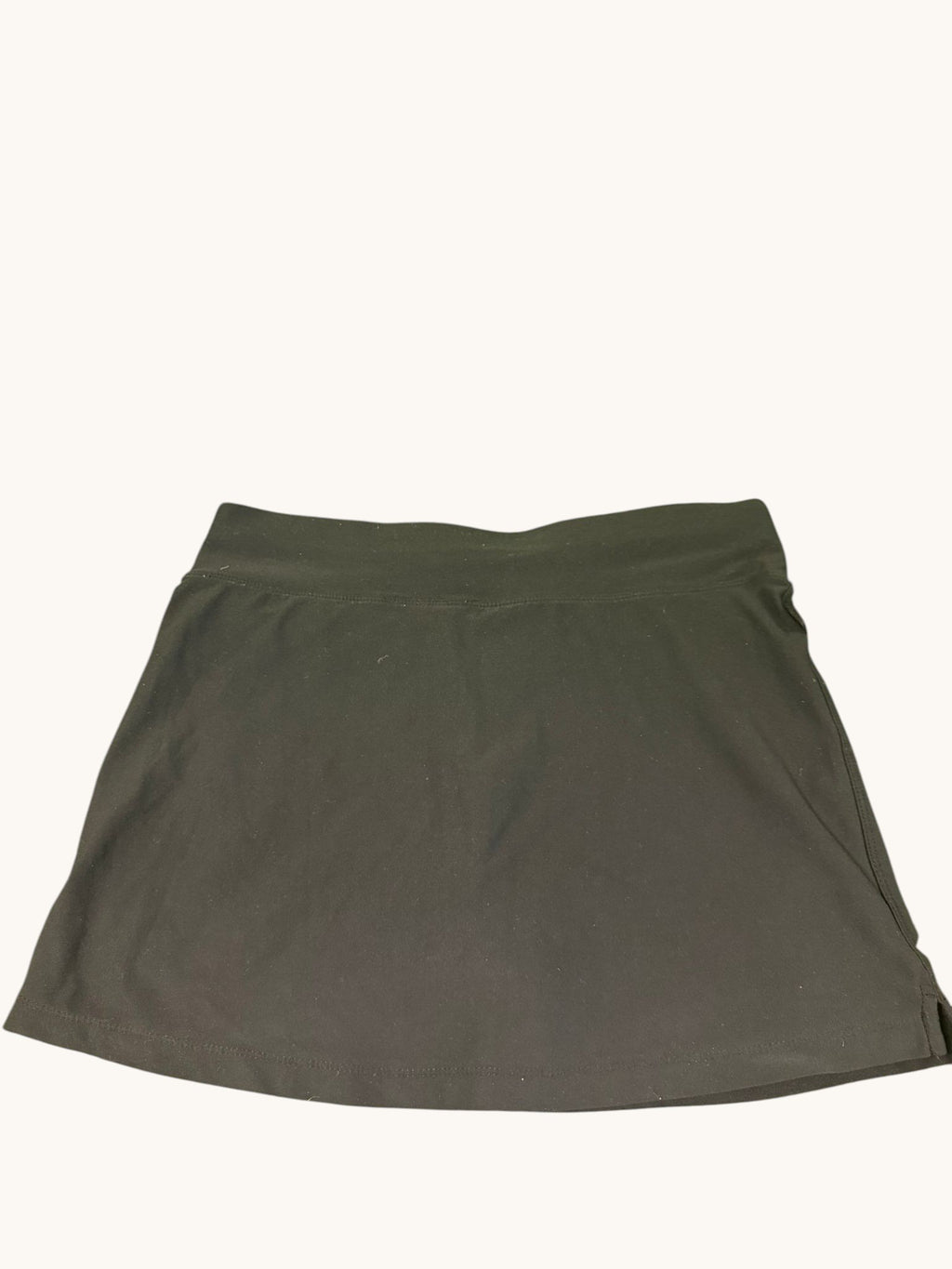 kitround black Nike women's tennis skirt size XS, made of breathable fabric with an elasticated waistband and embroidered swoosh logo.