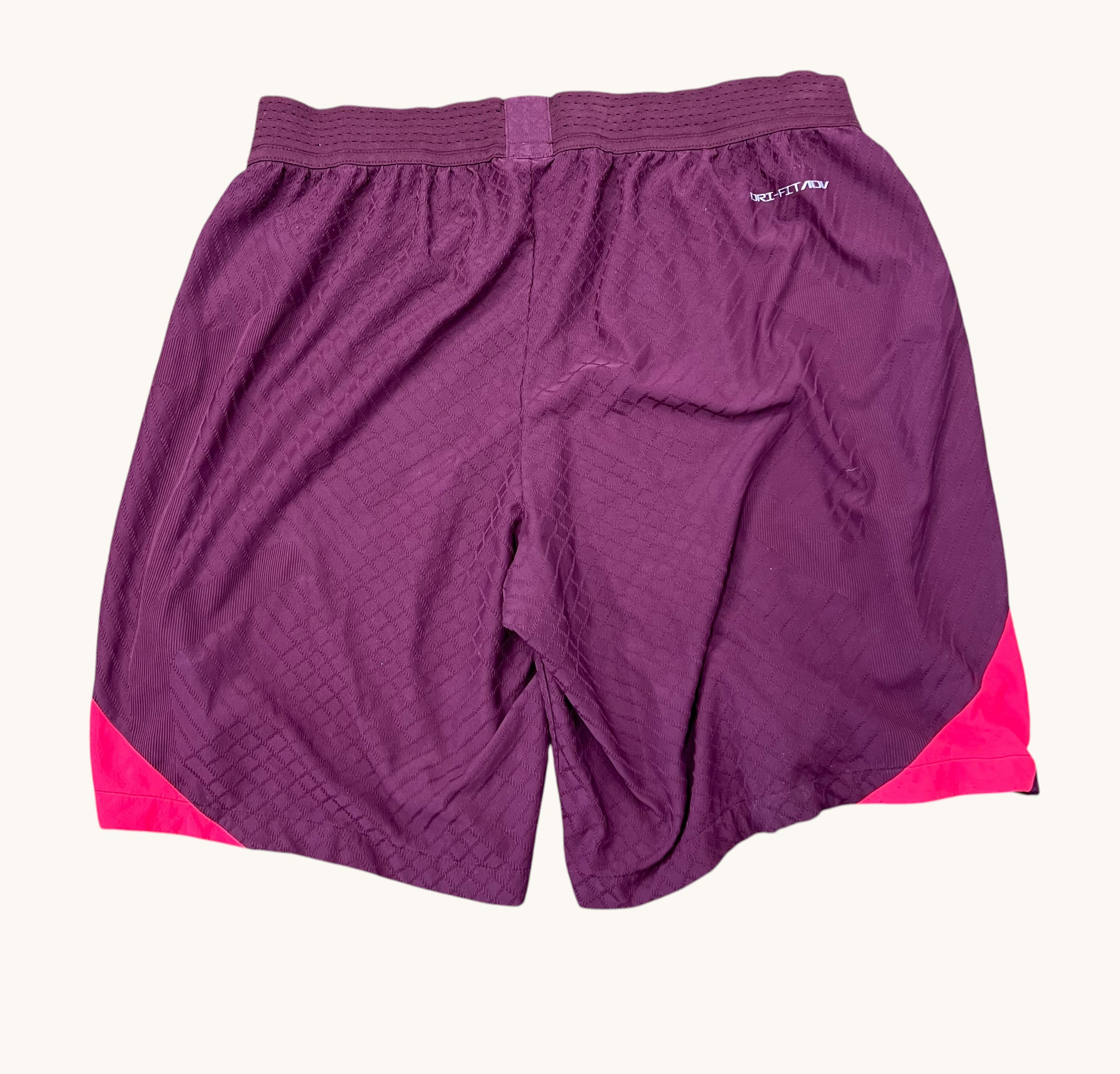 kitround Liverpool FC Nike Dri Fit shorts in burgundy with pink accents. Squad worn XL.