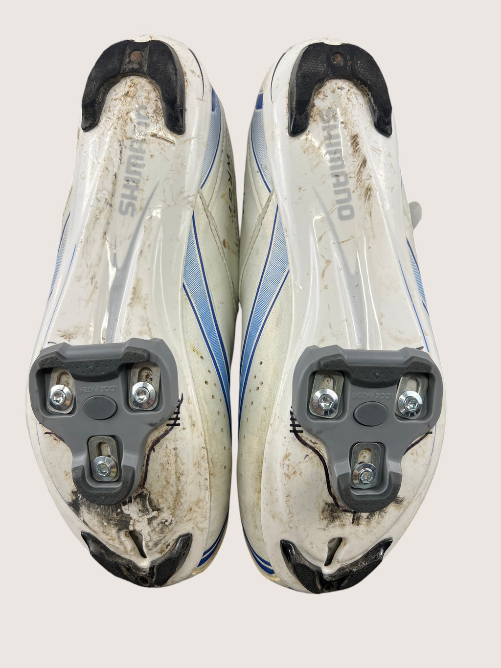 kitround Shimano WR61 women's white, blue, and beige cycling shoes with cleat mounts and mesh panels. Size 41/UK7.