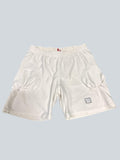 Wilson white tennis shorts with elastic waistband and side pockets. Ideal for performance and comfort on the court.