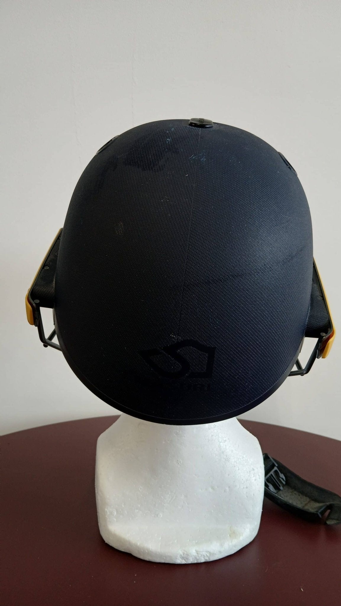 Masuri Junior Cricket Helmet with Face Grill - kitround kitround product