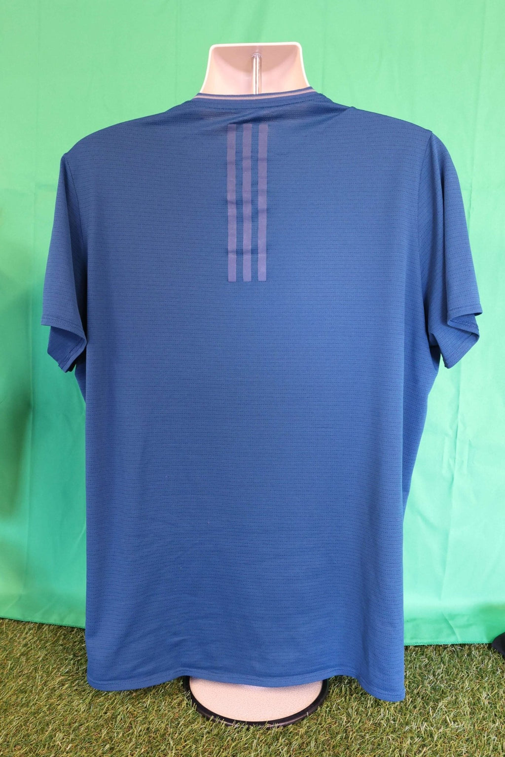 Men's adidas T Shirt/Sports Top - kitround kitround product