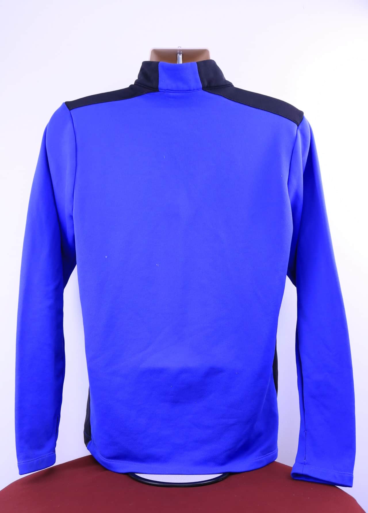 Men's Umbro Blackburn Rovers 1/4 Zip Top - kitround Youth Sport Trust product