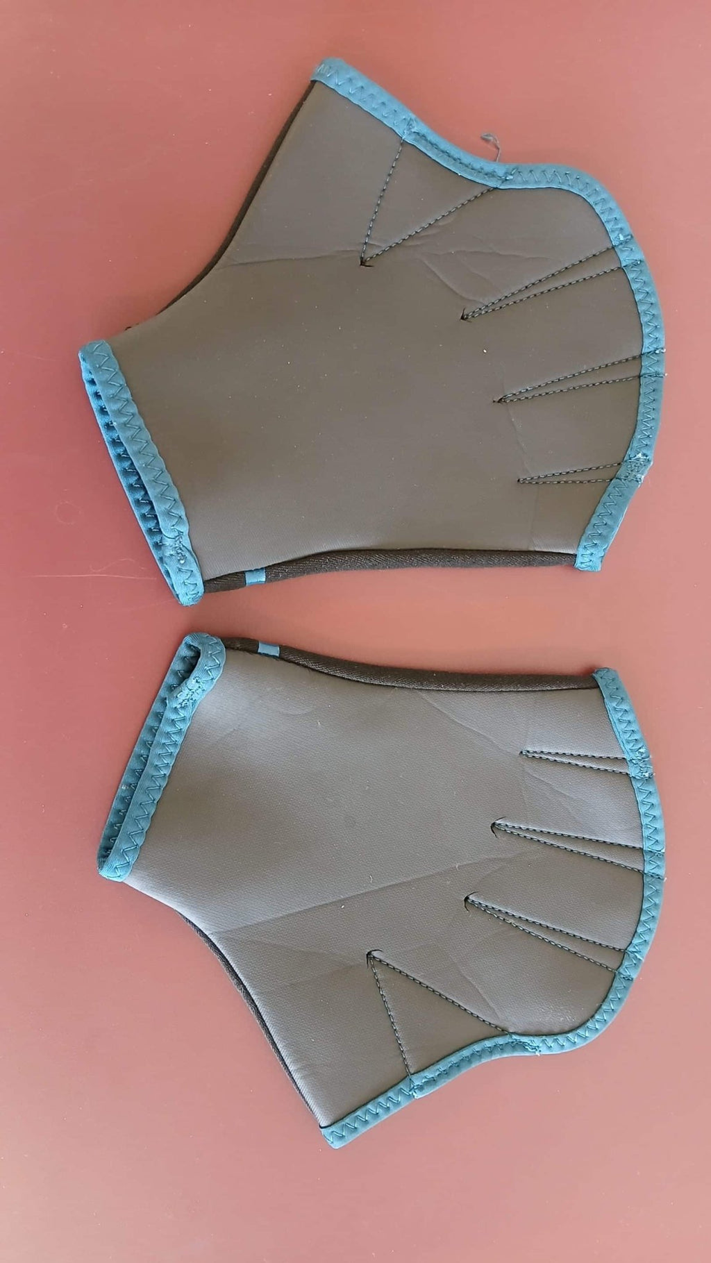 Nabaiji Swimming Gloves - kitround kitround product