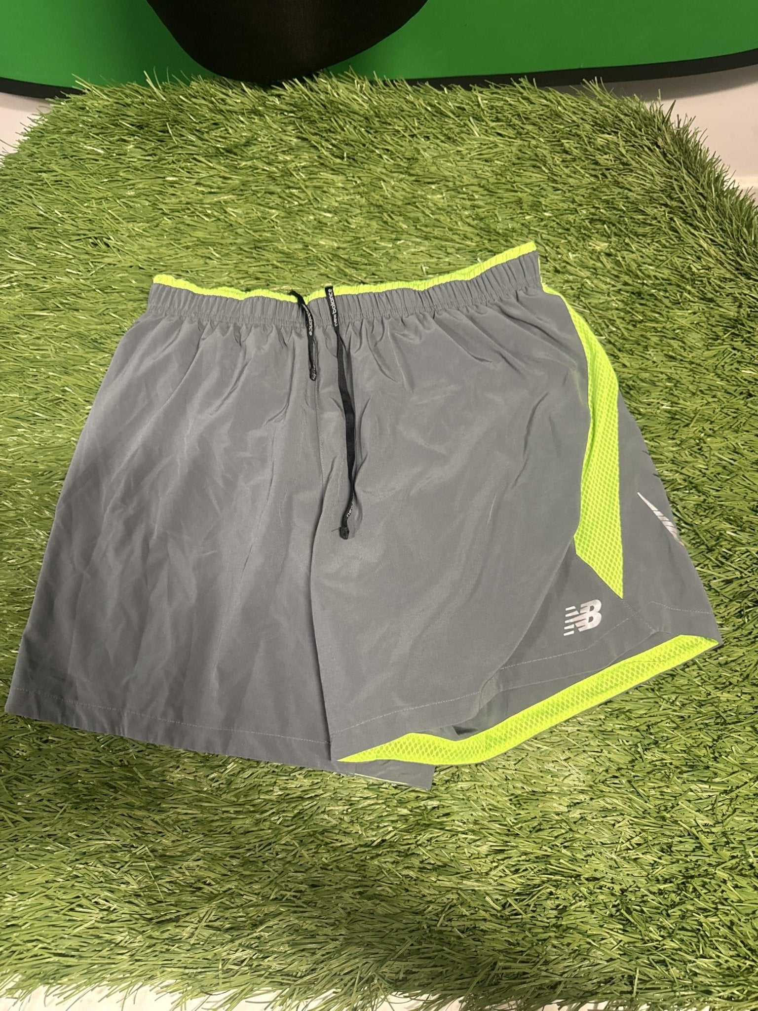 New Balance Running Shorts Grey/Neon - kitround kitround product