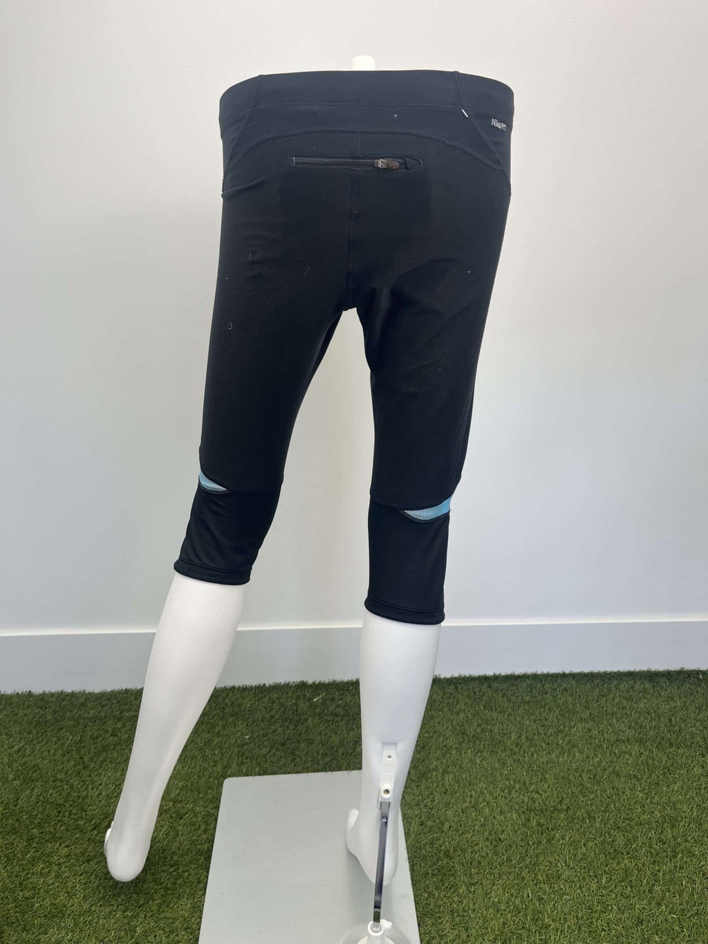 Nike Black 3/4 length Leggings - kitround kitround product