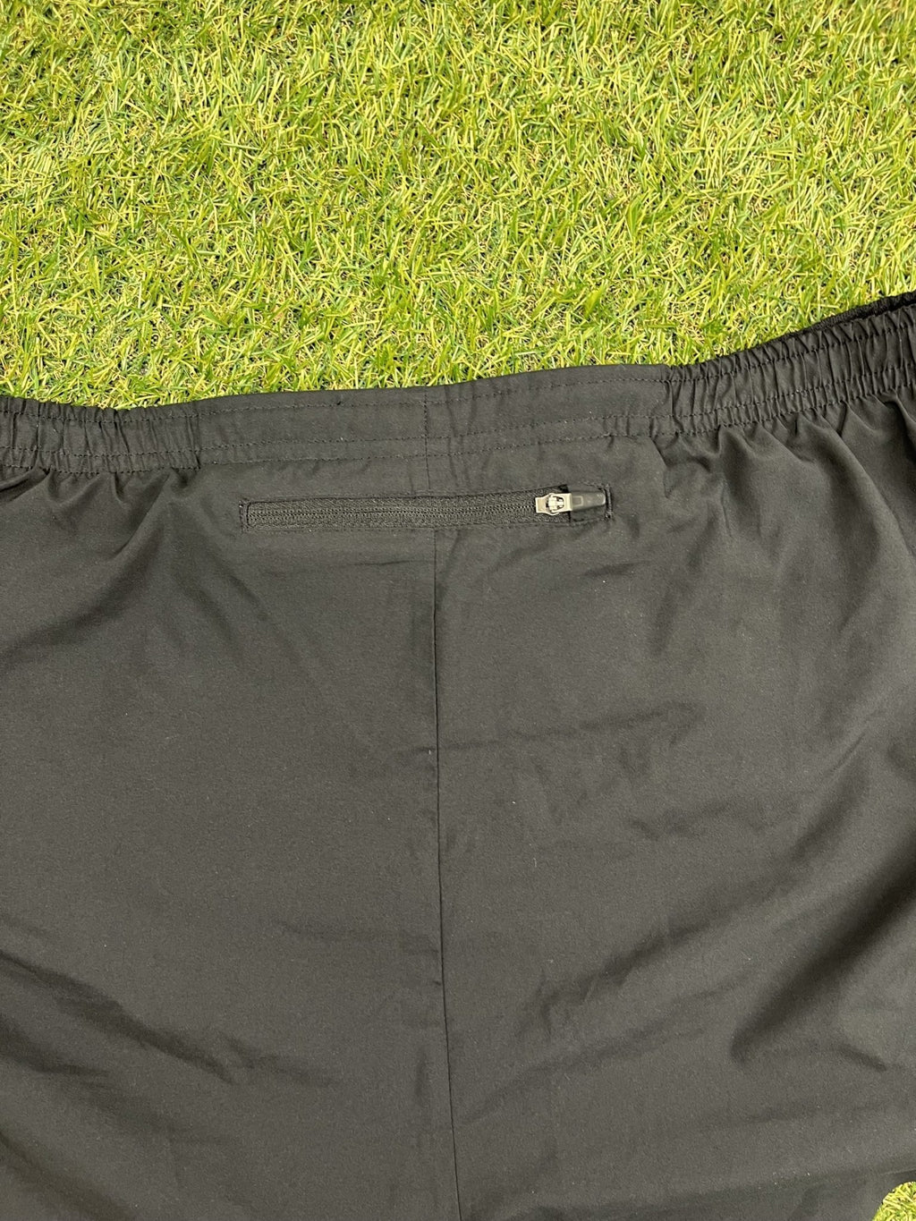 Nike Black Athletic Running Shorts - kitround kitround product