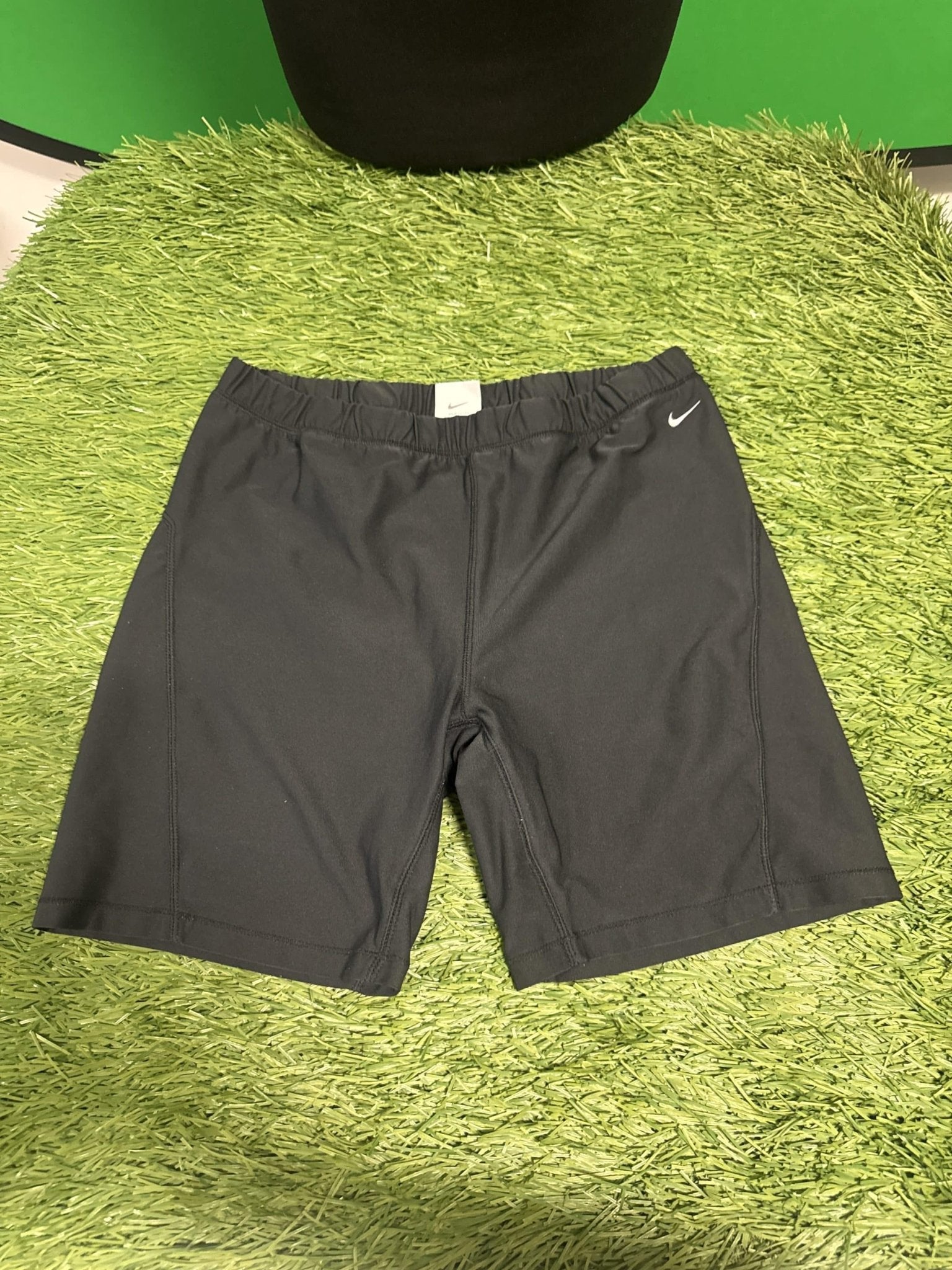 Nike Black Athletic Shorts - kitround kitround product