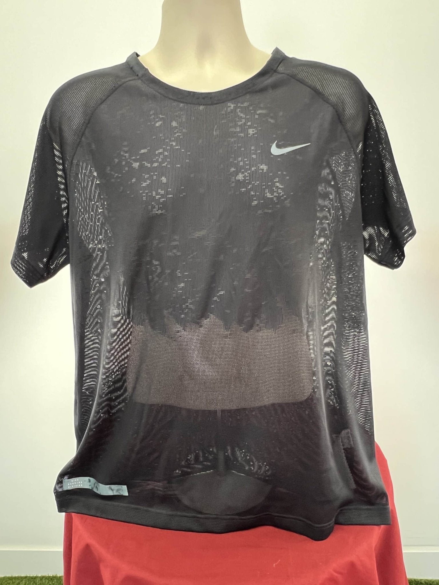 Nike Black Athletic Top - kitround kitround product