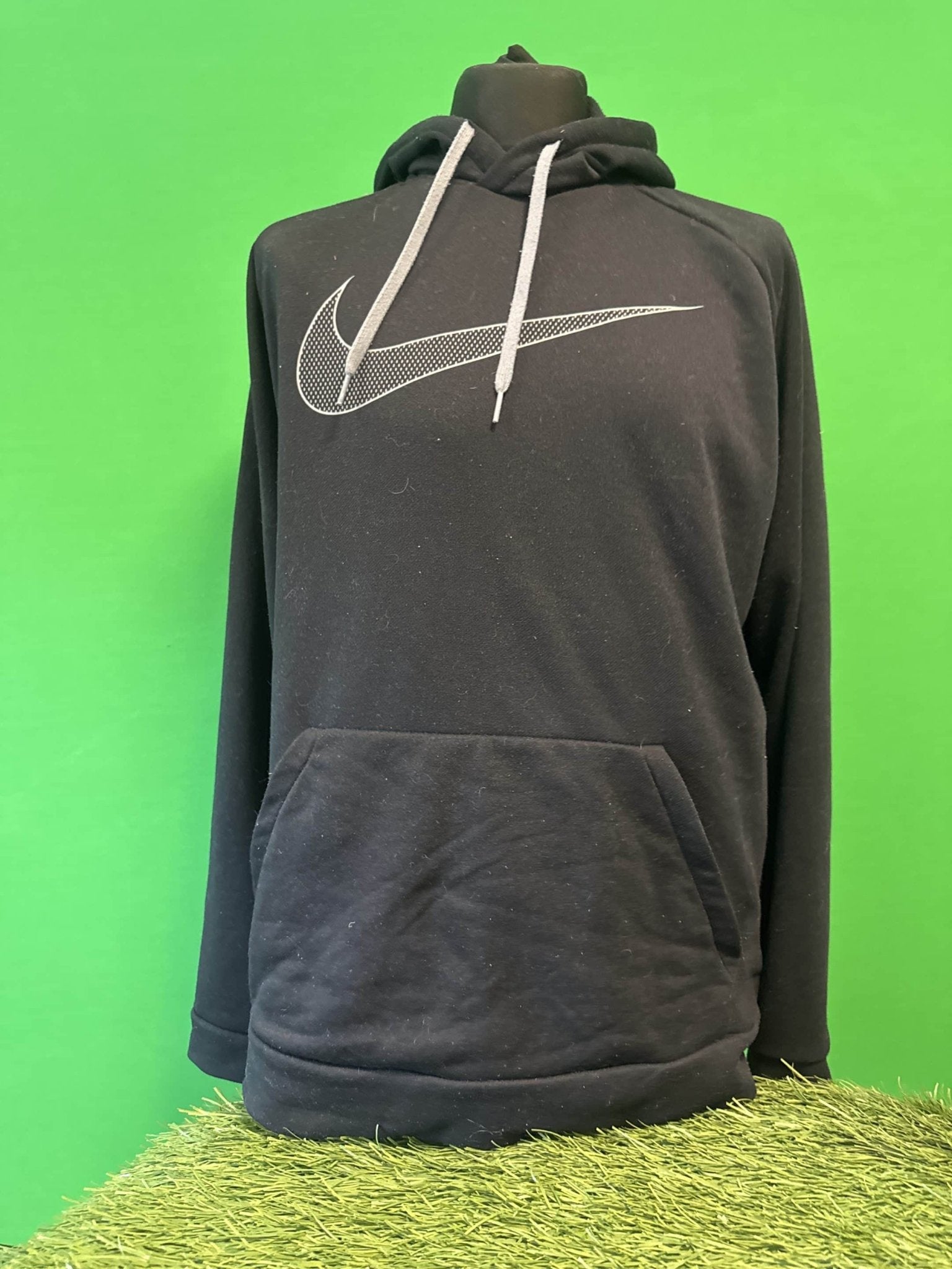 Nike Black Hoodie - kitround kitround product