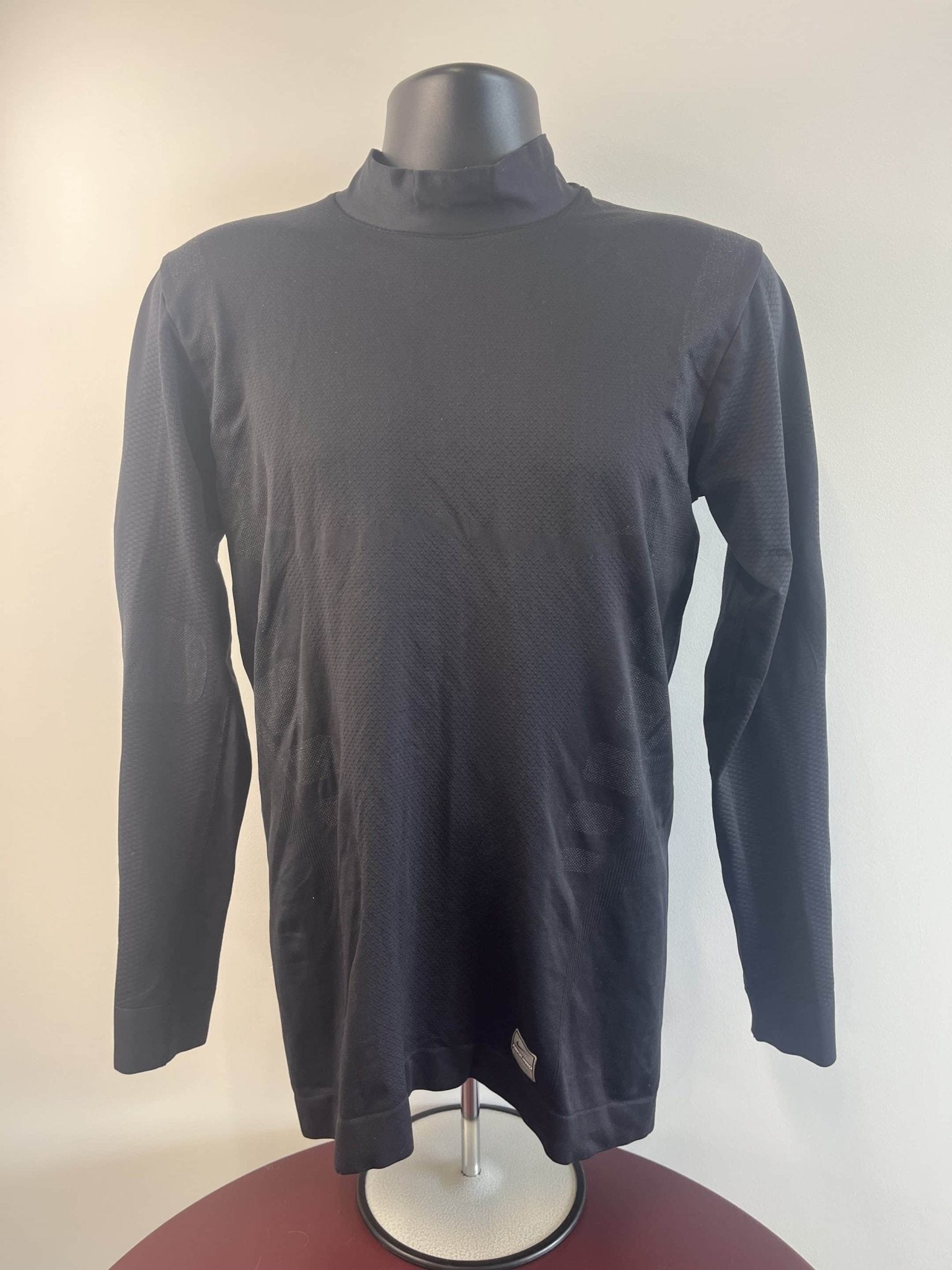 Nike Black Long Sleeve Sports Top - kitround kitround product