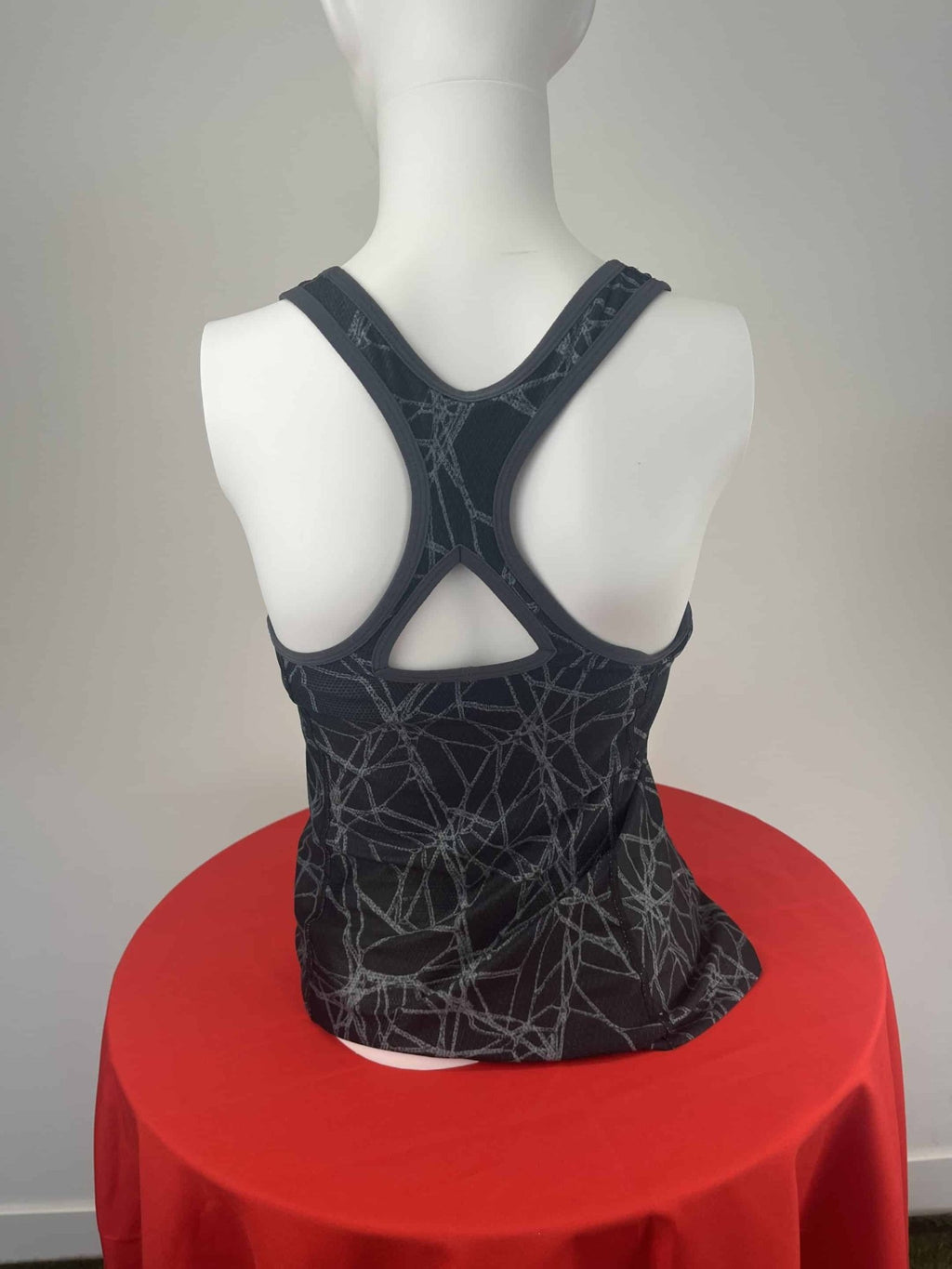 Nike Black Patterned Sports Tank Top - kitround kitround product