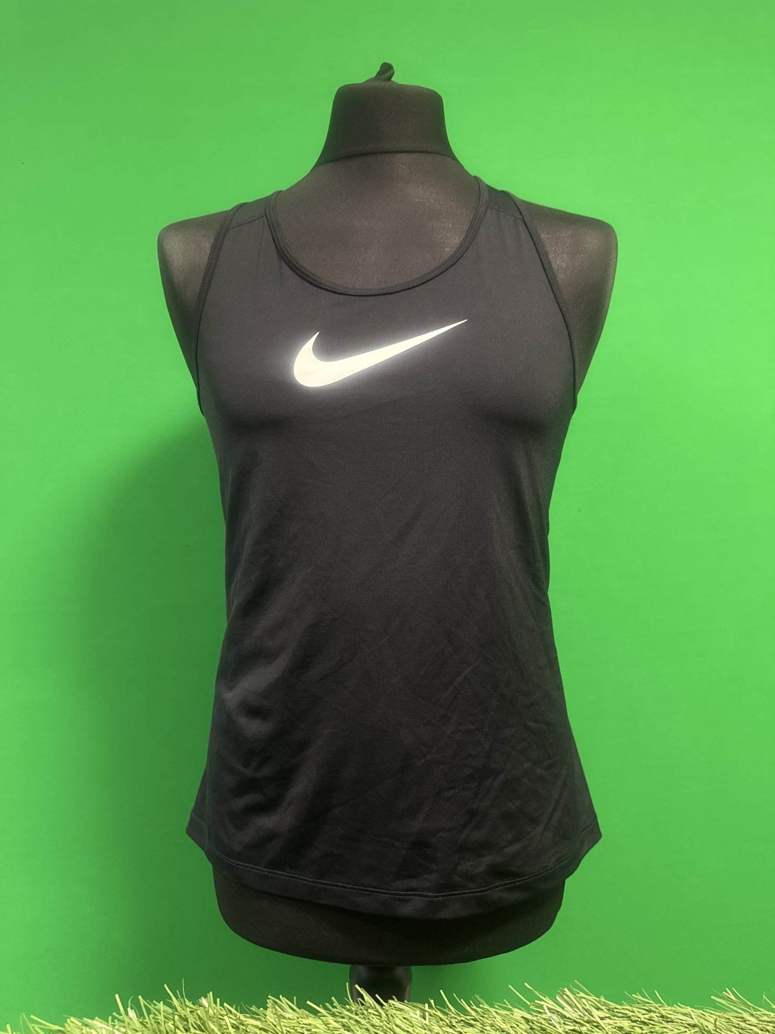 Nike Black Sleeveless Sports Top - kitround kitround product
