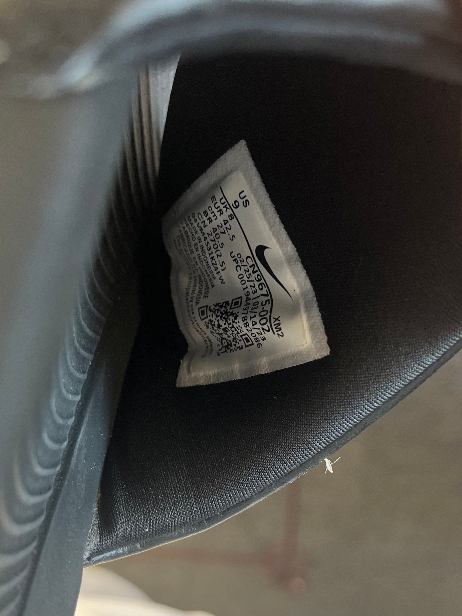 Nike Black Sliders - kitround kitround product