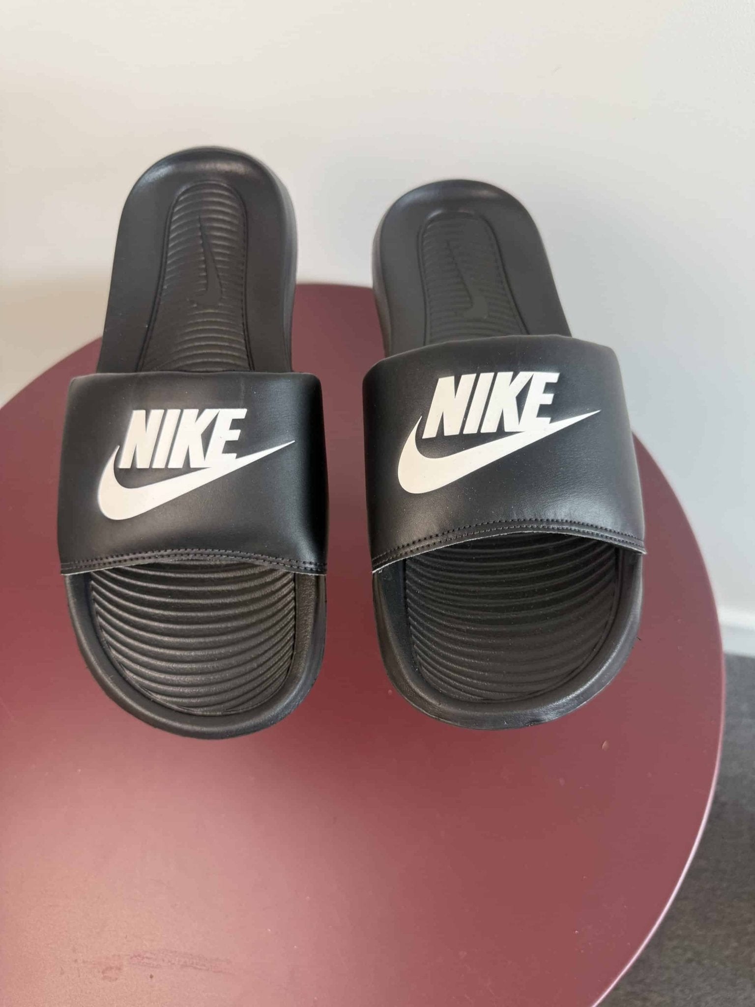 Nike Black Sliders - kitround kitround product