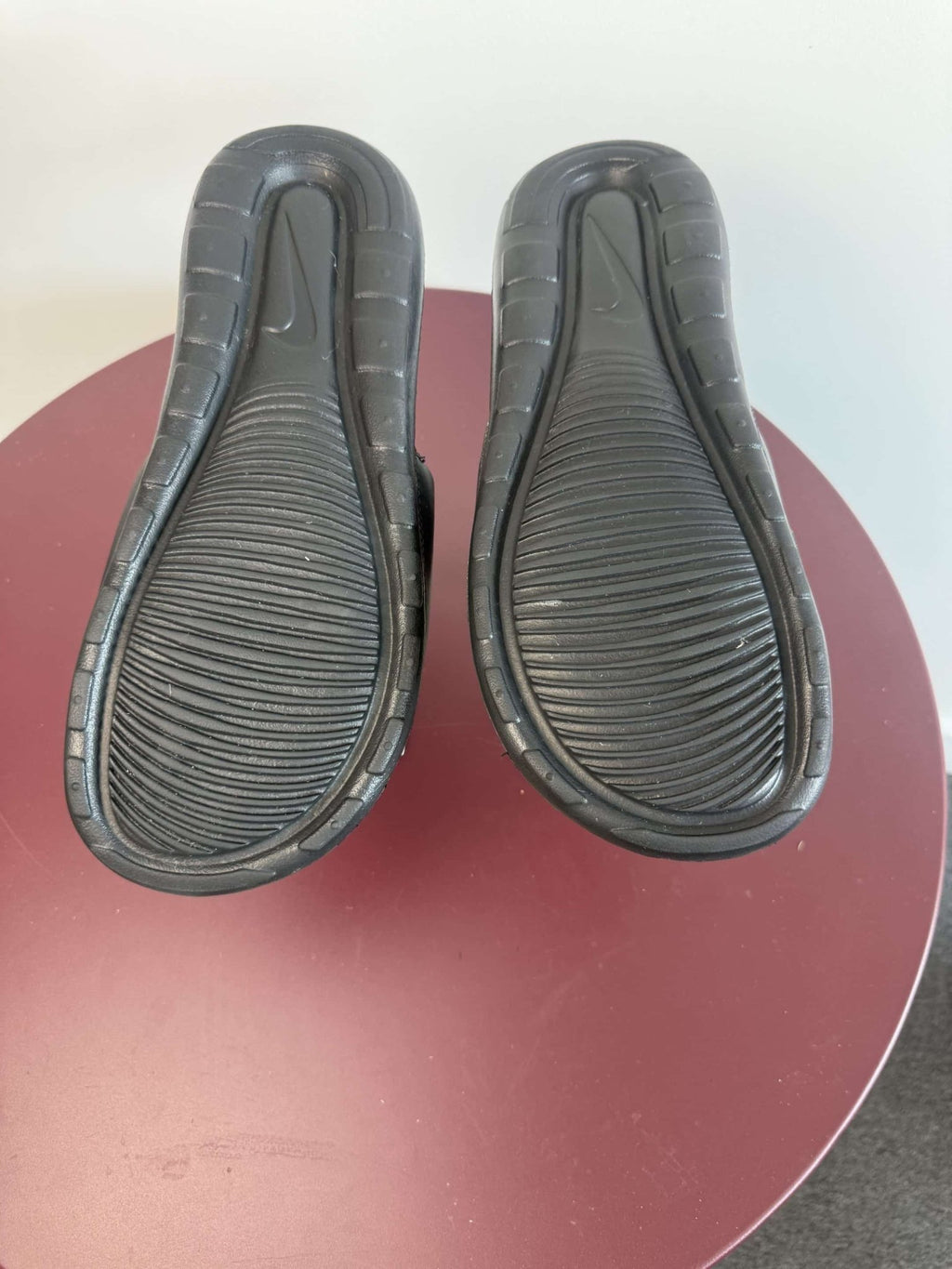 Nike Black Sliders - kitround kitround product