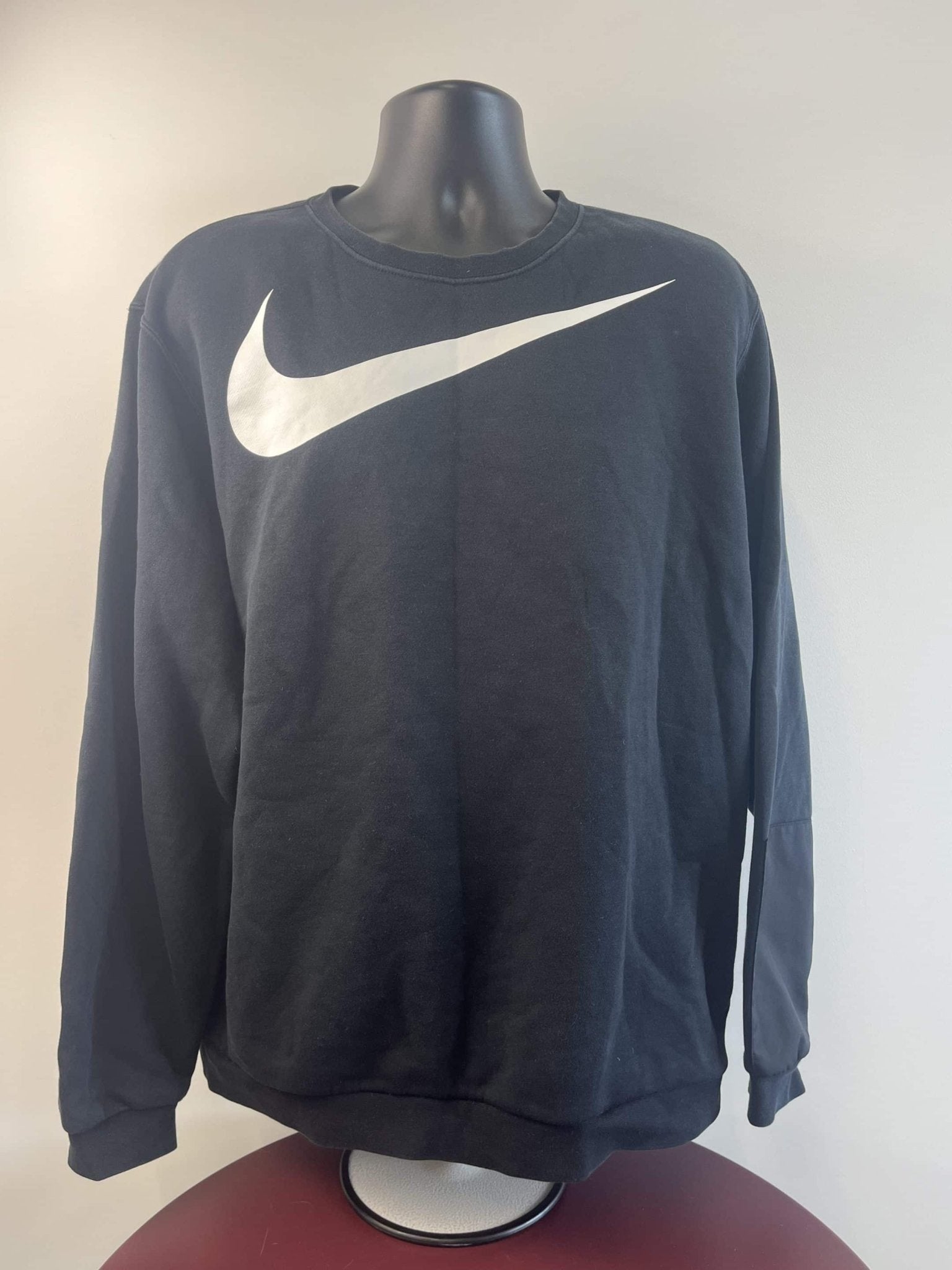 Nike Black Sweatshirt - kitround kitround product