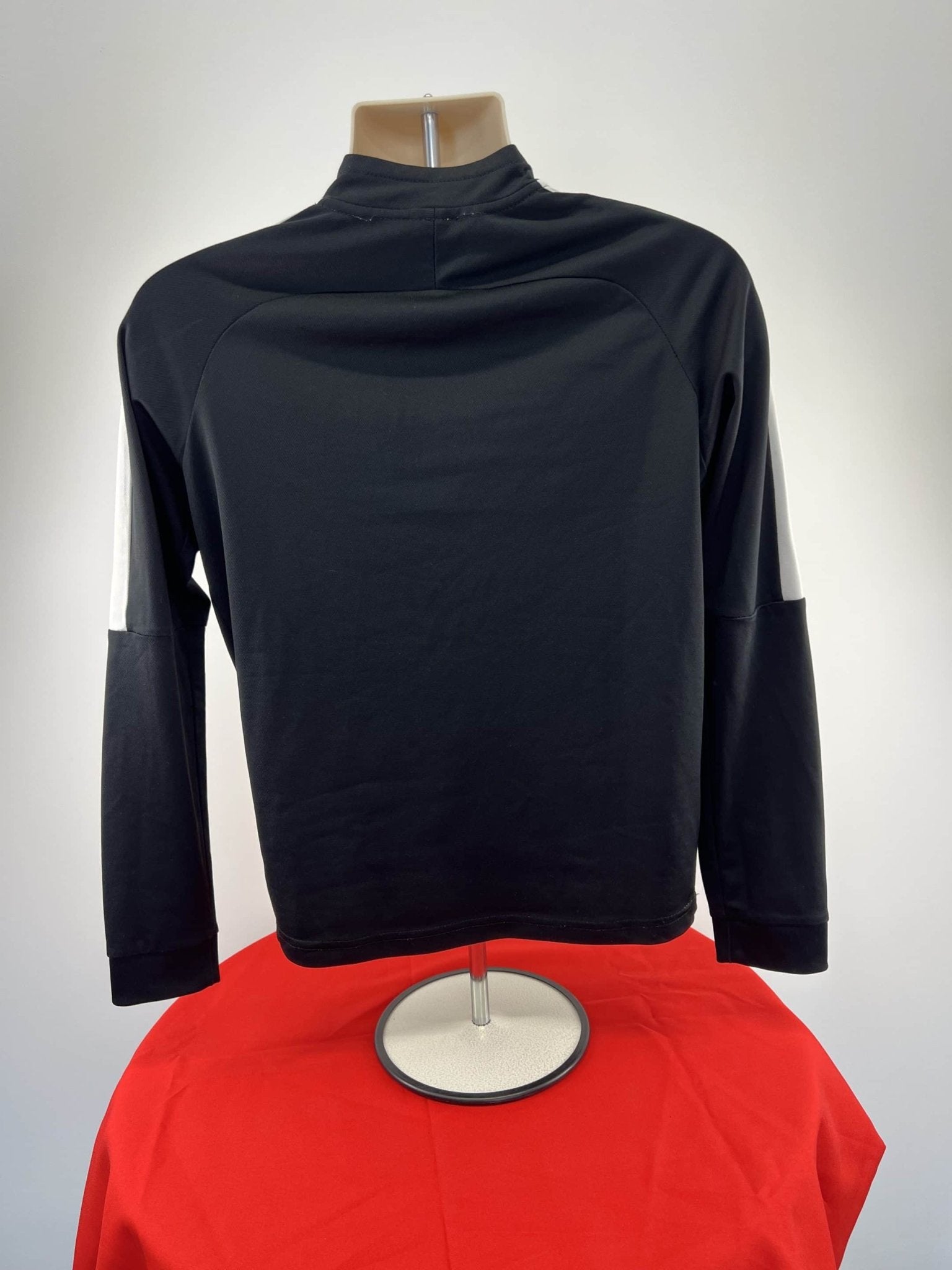 Nike Black Track Jacket Age 13 - 15 - kitround kitround product