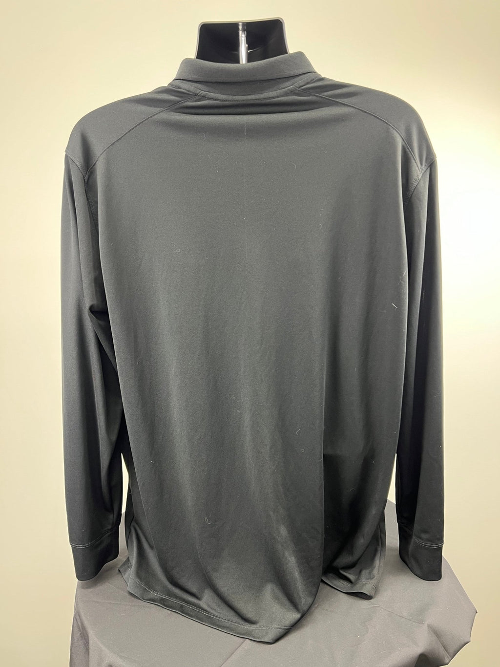 Back view of black Nike long sleeve polo shirt, XL