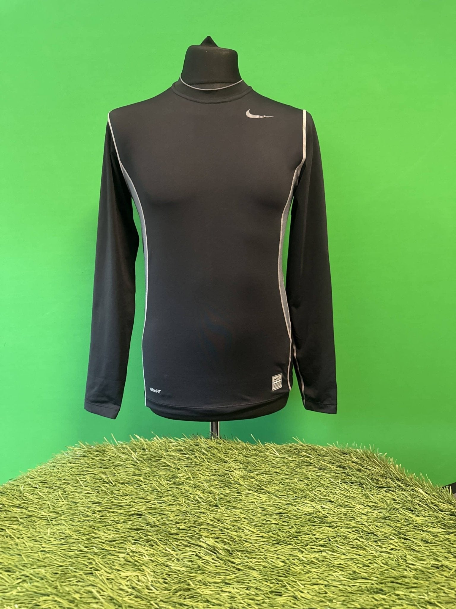 Nike Dri - FIT Long Sleeve Top - kitround kitround product