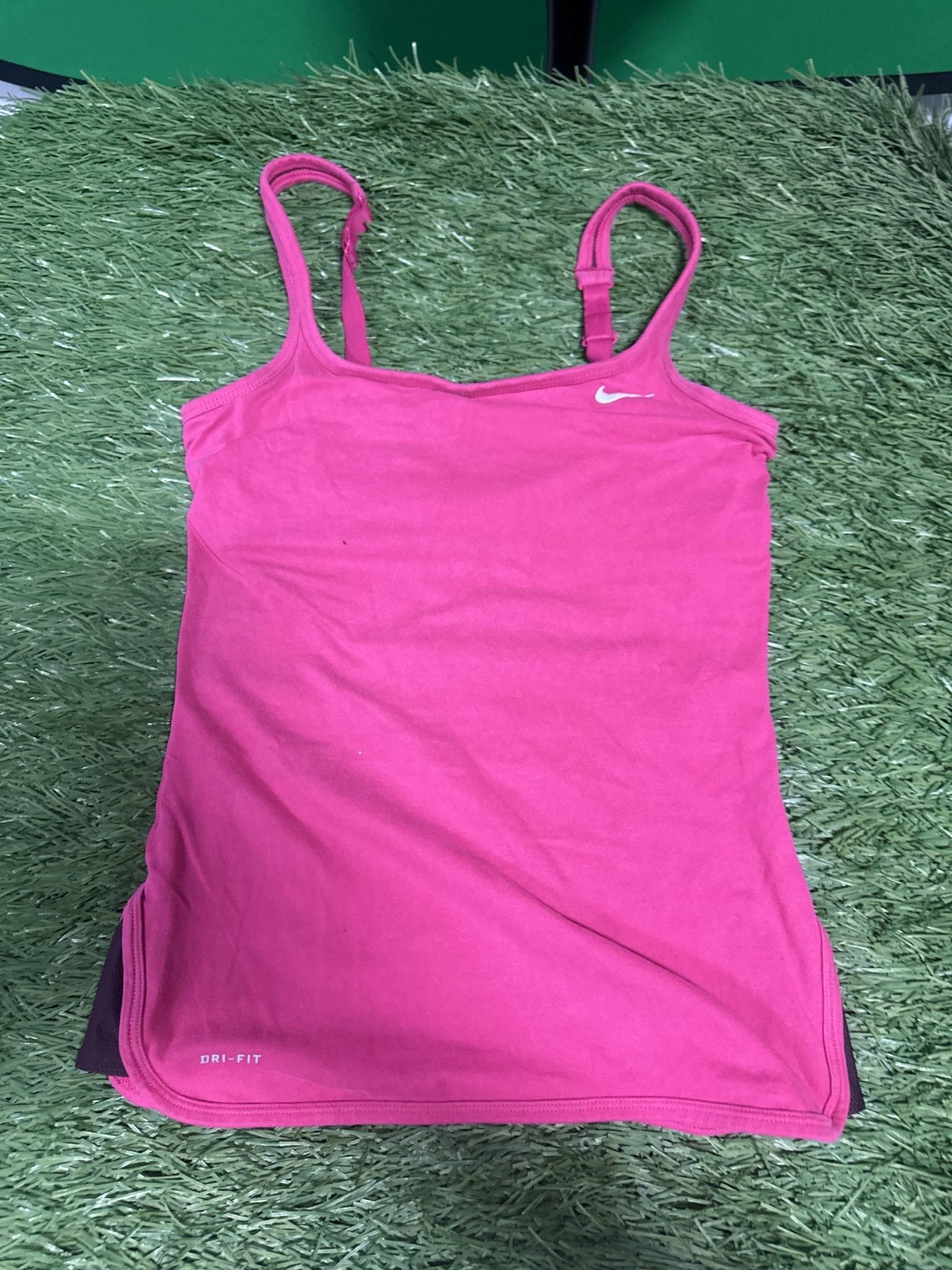 Nike Dri - FIT Pink Tank Top - kitround kitround product