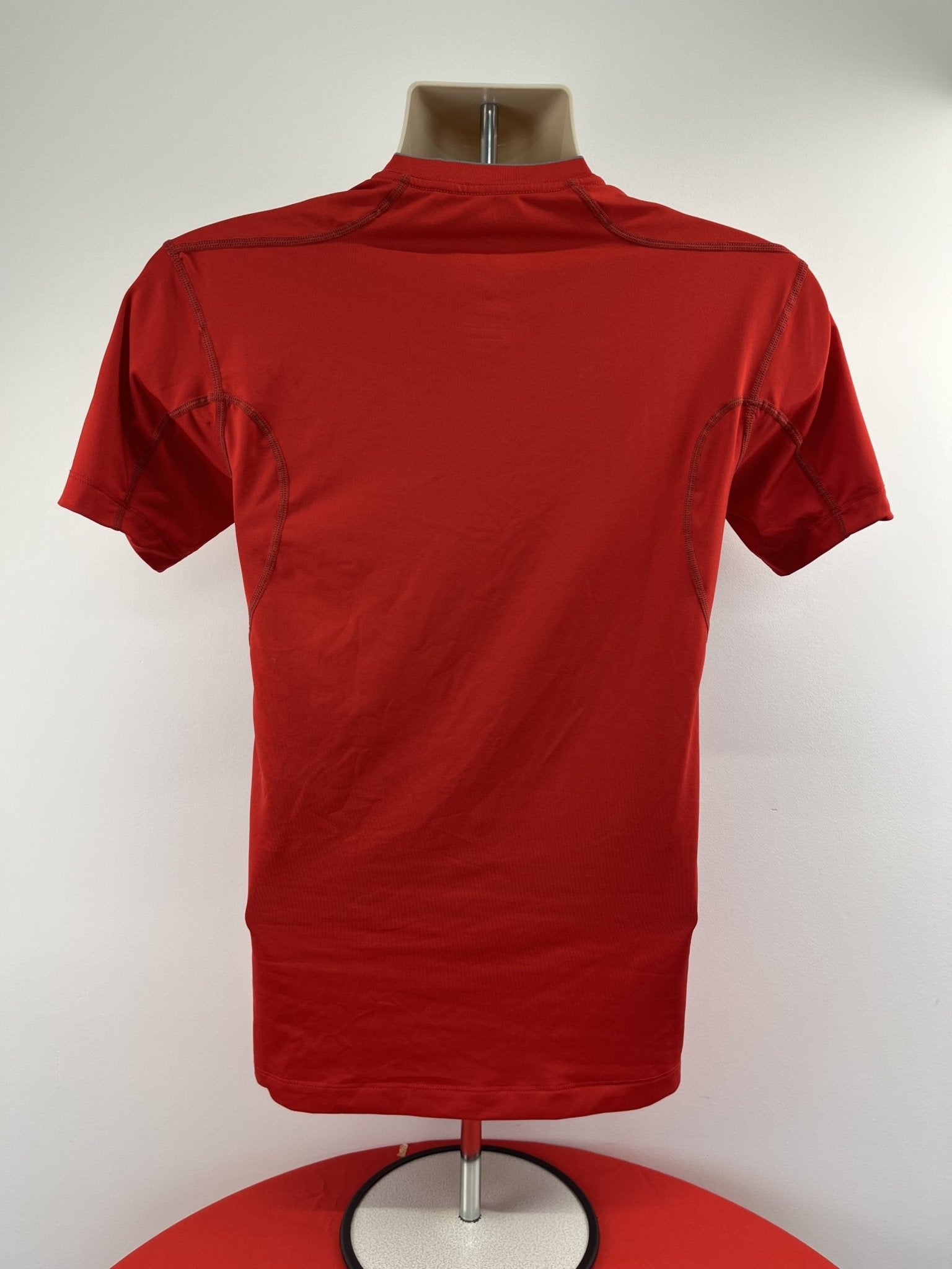 Nike Dri - FIT Red T-Shirt - kitround kitround product