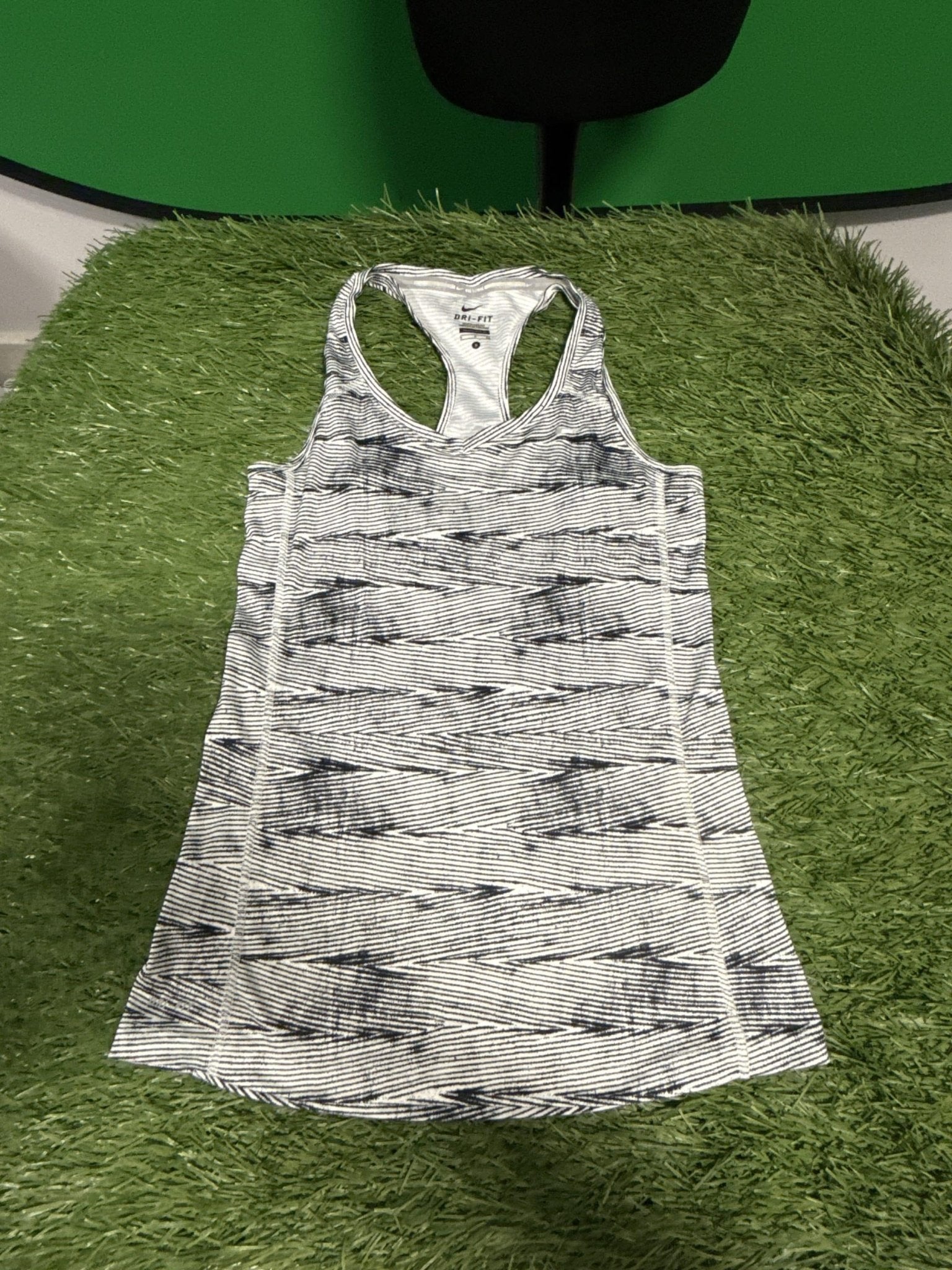 Nike Dri - FIT Tank Top - kitround kitround product