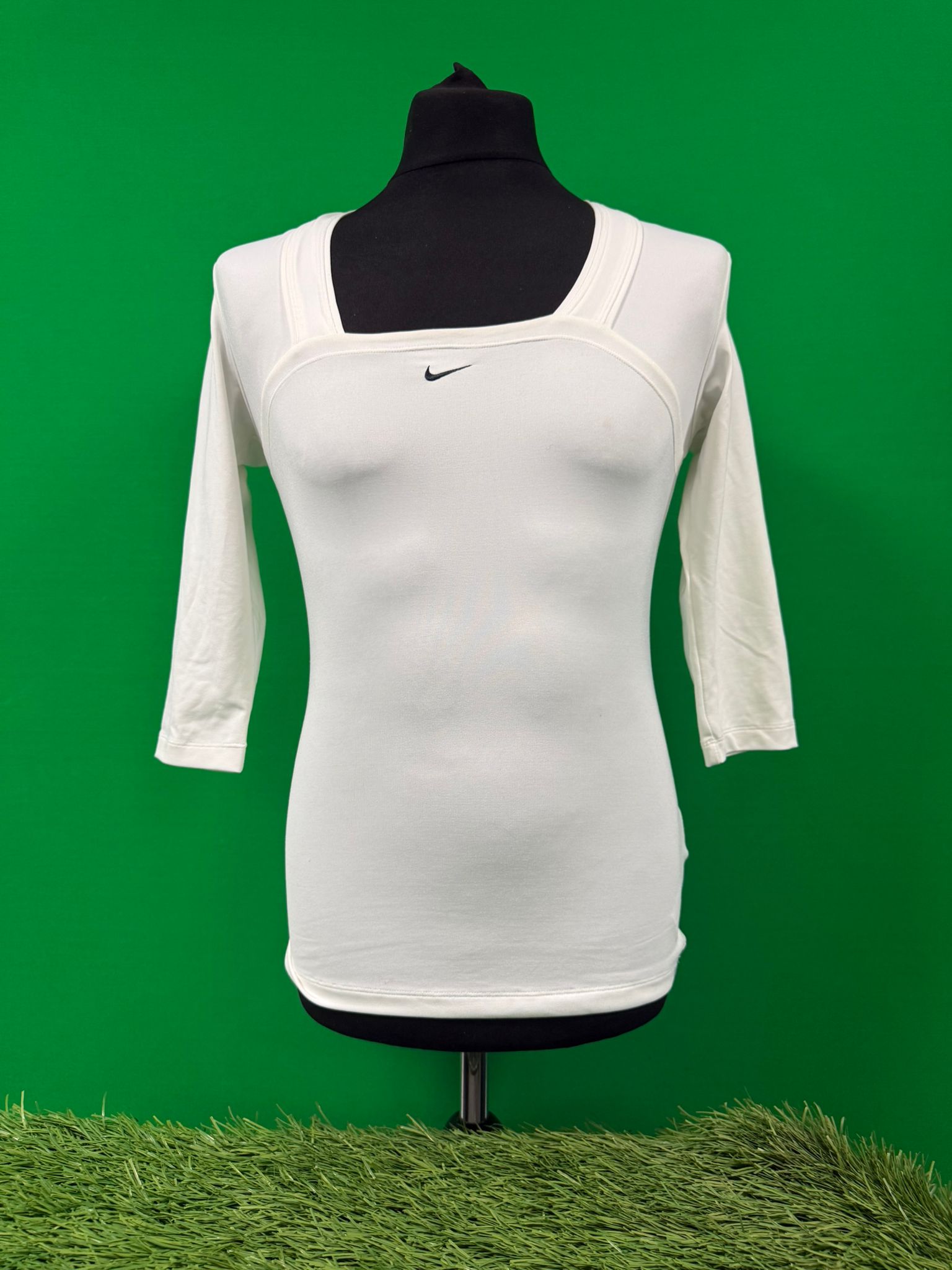 Nike Dri Fit White Long Sleeve Top - kitround Foxhills product