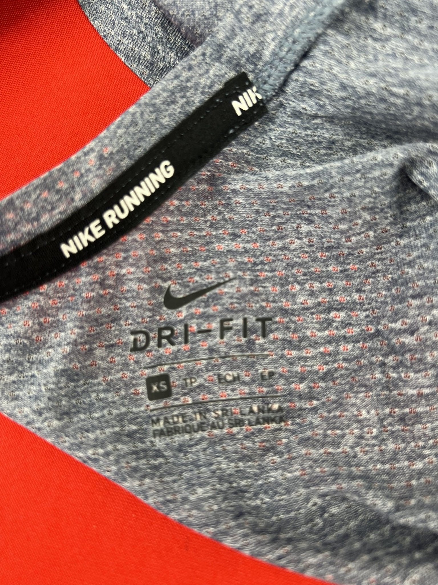 Nike Grey Athletic T-Shirt - kitround kitround product