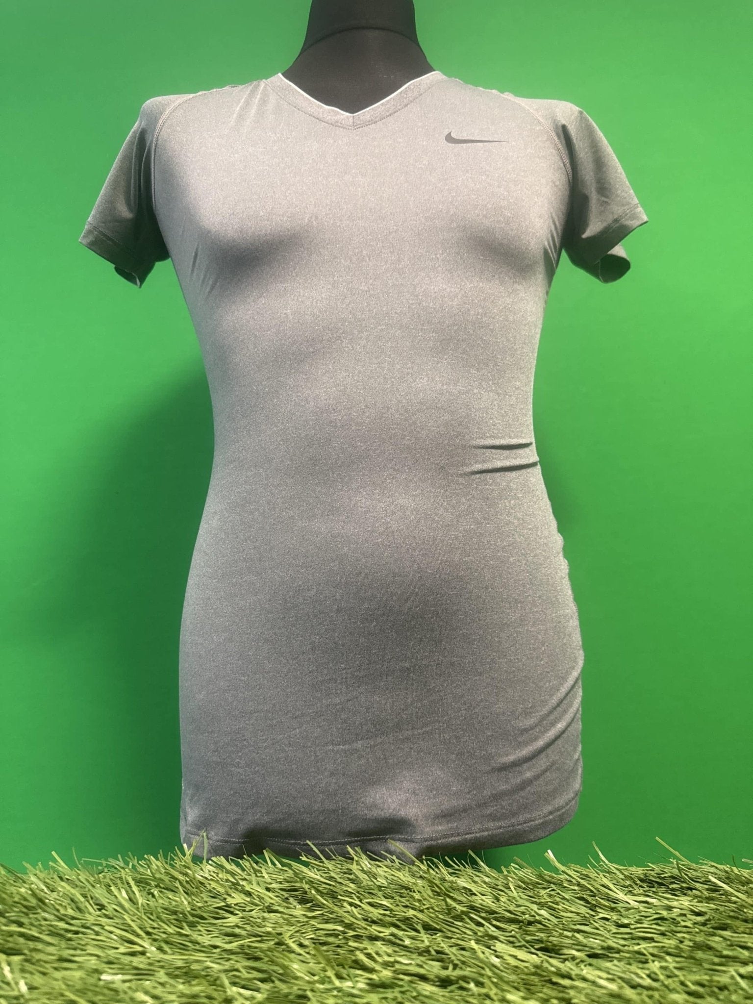 Nike Grey Women's Athletic T-Shirt - kitround kitround product