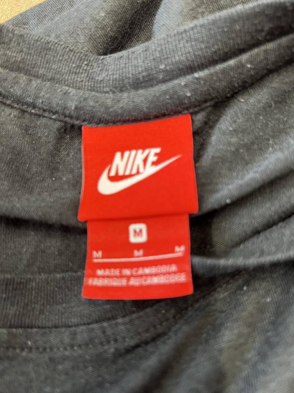 Nike Medium Black T-Shirt - kitround kitround product