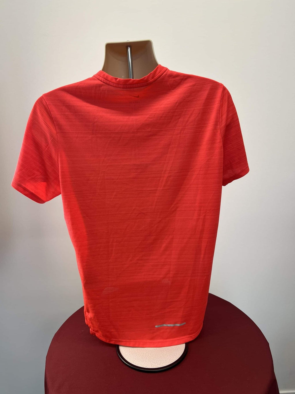 Nike Men's Orange Athletic Running T-Shirt - kitround kitround product