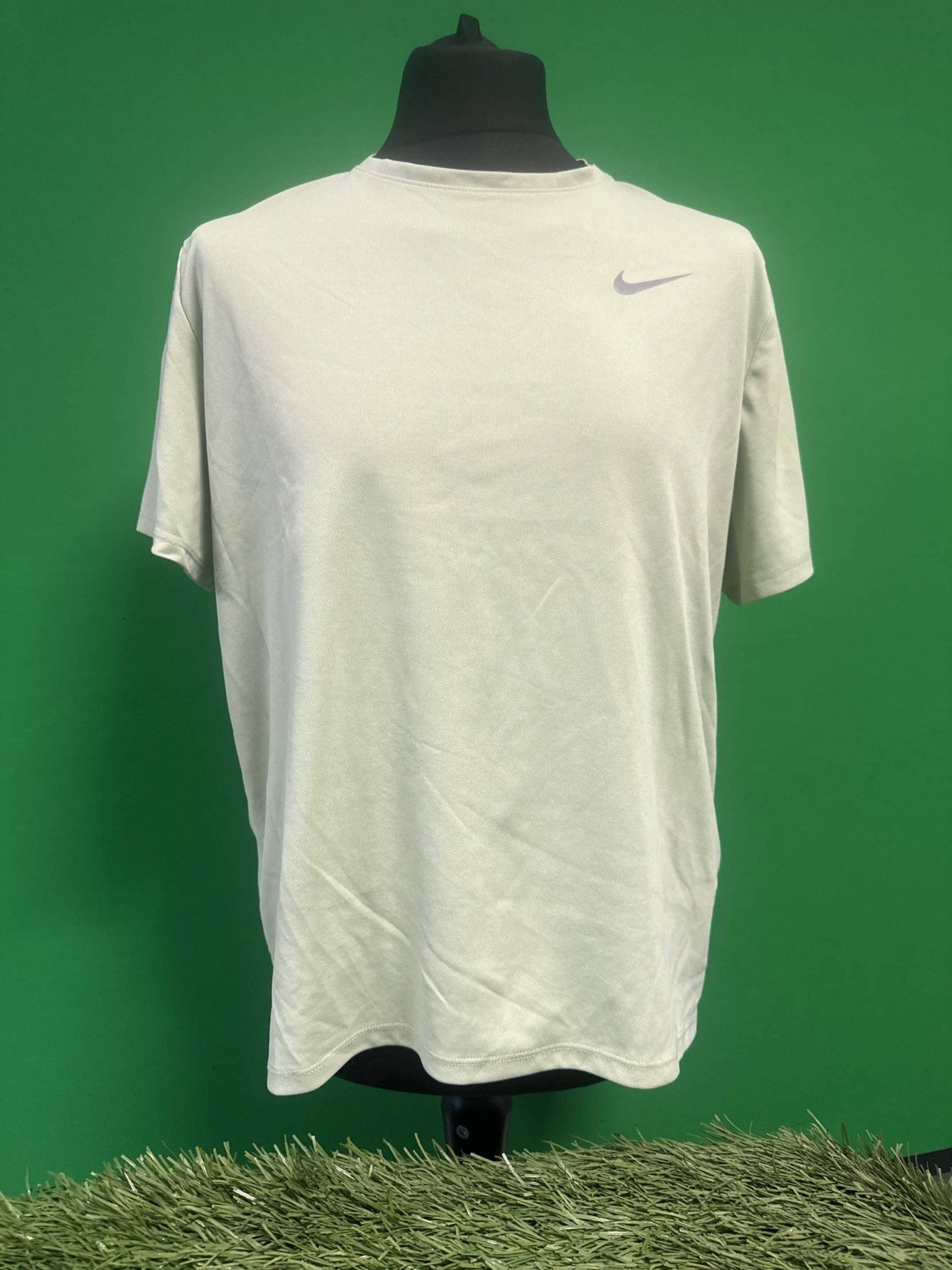 Nike Men's T-Shirt - kitround kitround product