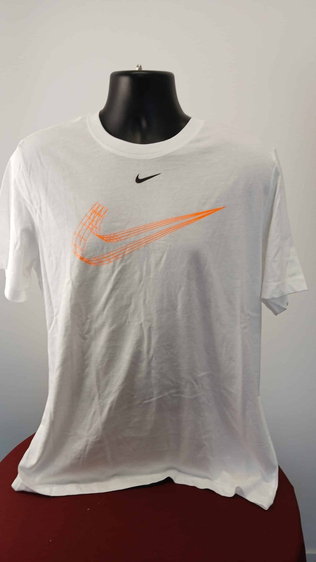 Nike Men's White T-Shirt with Orange Swoosh - kitround kitround product
