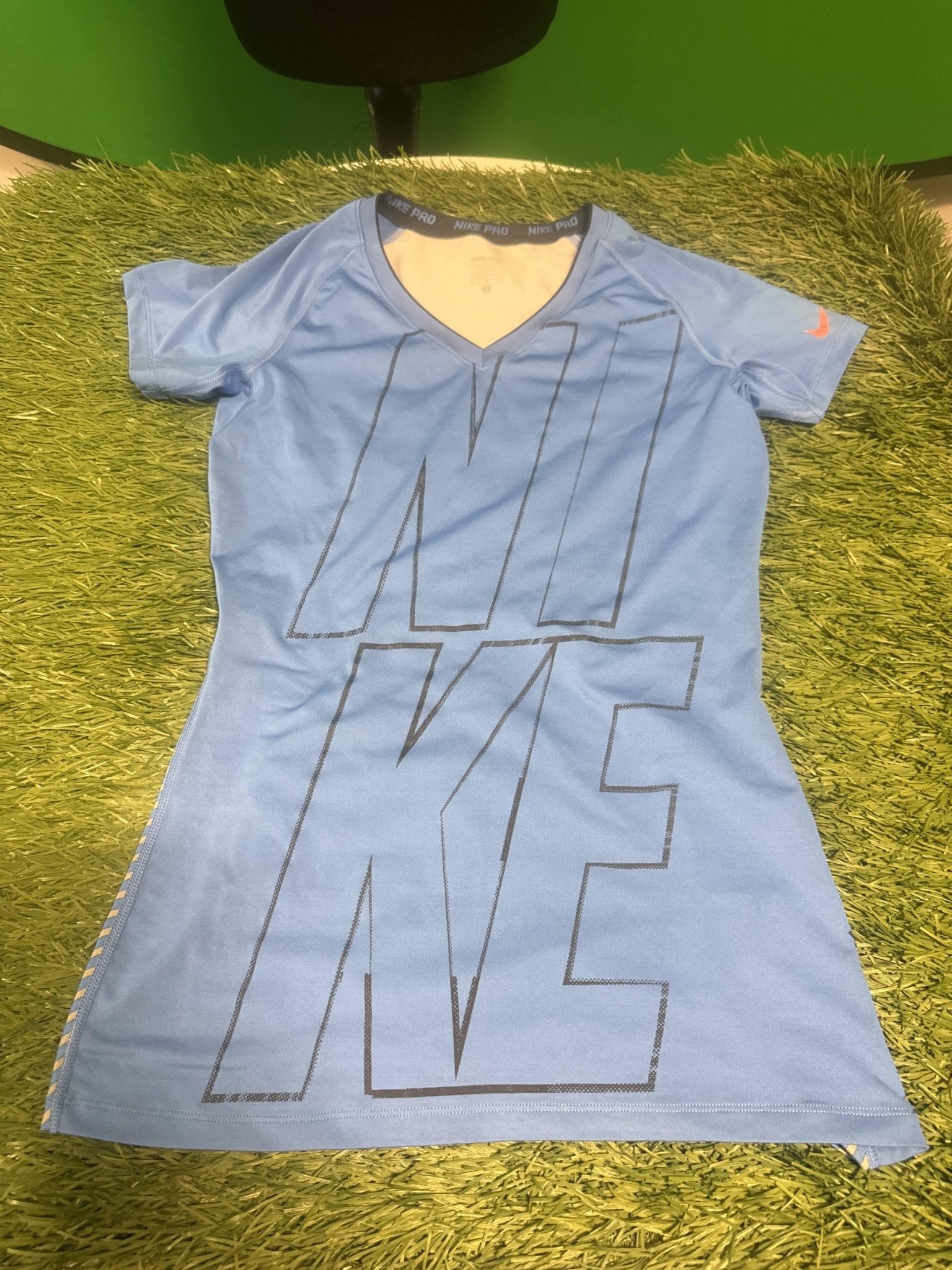 Nike Pro Blue V - Neck Top - kitround kitround product