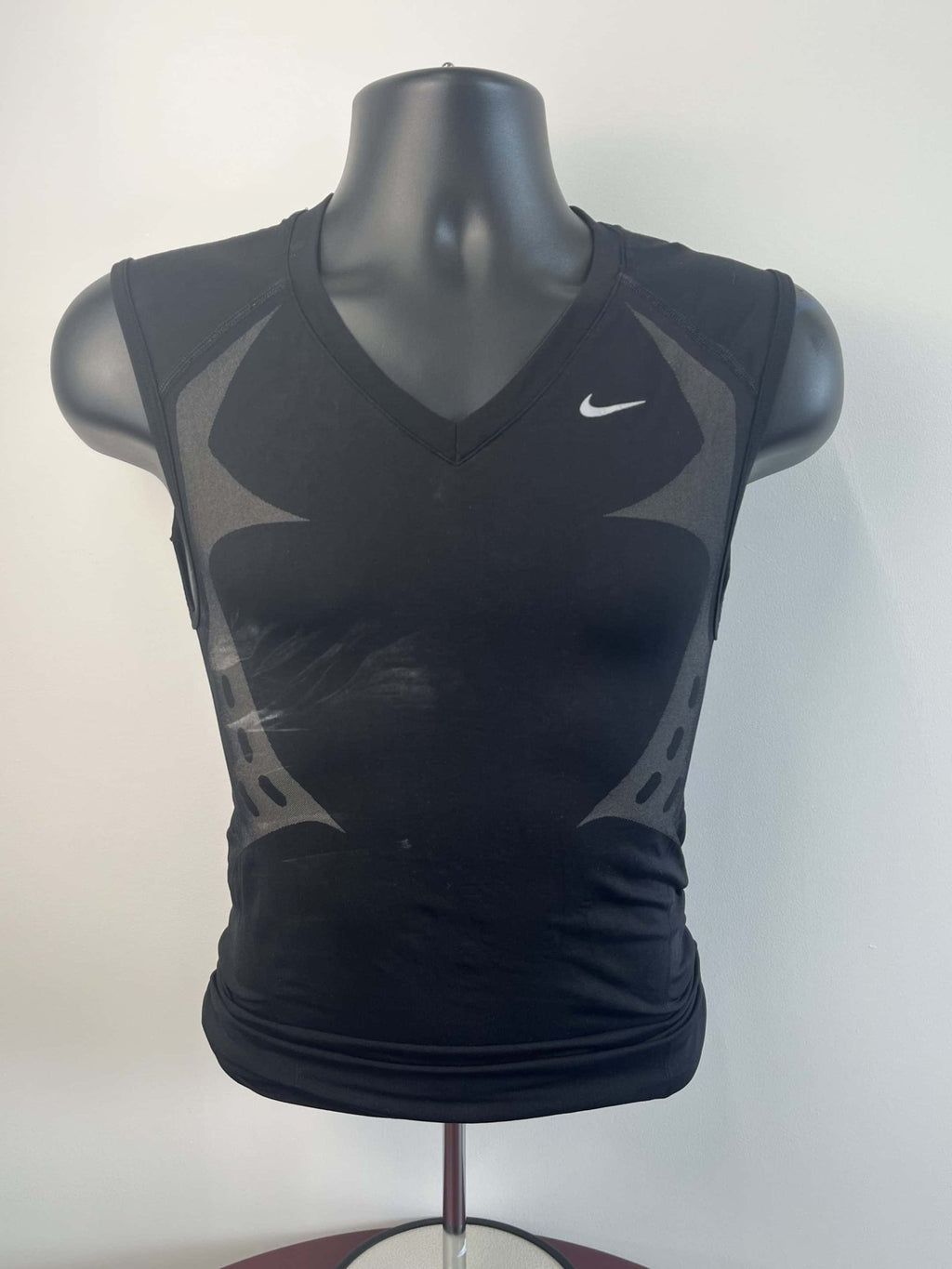 Nike Pro Sleeveless Fitted Training Top - kitround kitround product