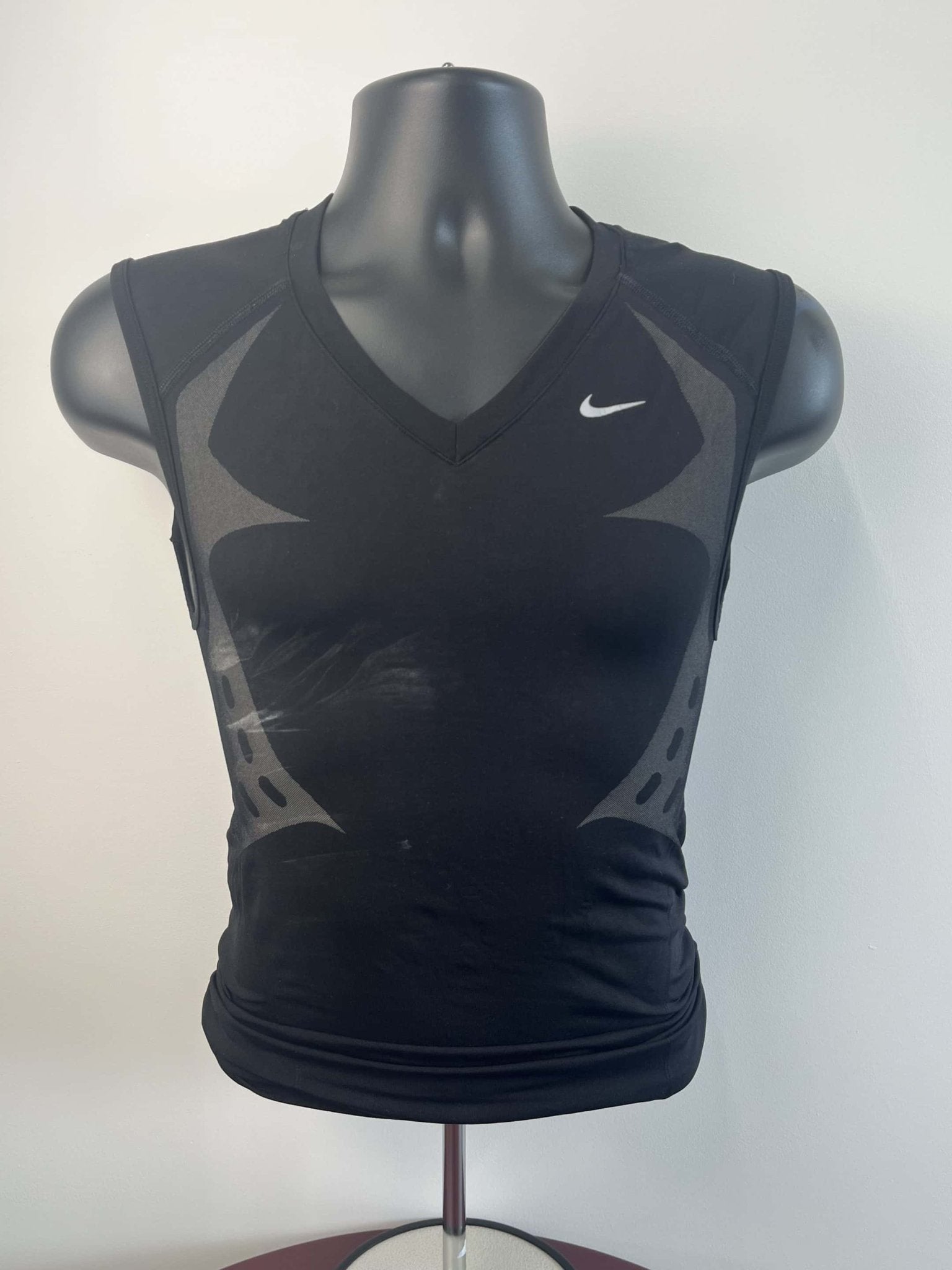Nike Pro Sleeveless Fitted Training Top - kitround kitround product