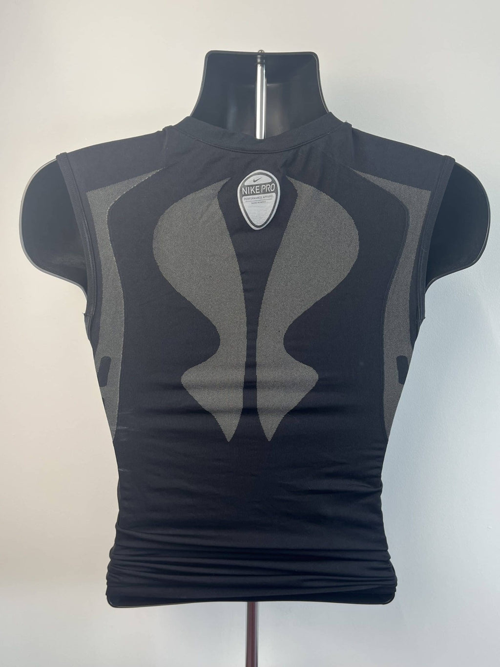 Nike Pro Sleeveless Fitted Training Top - kitround kitround product