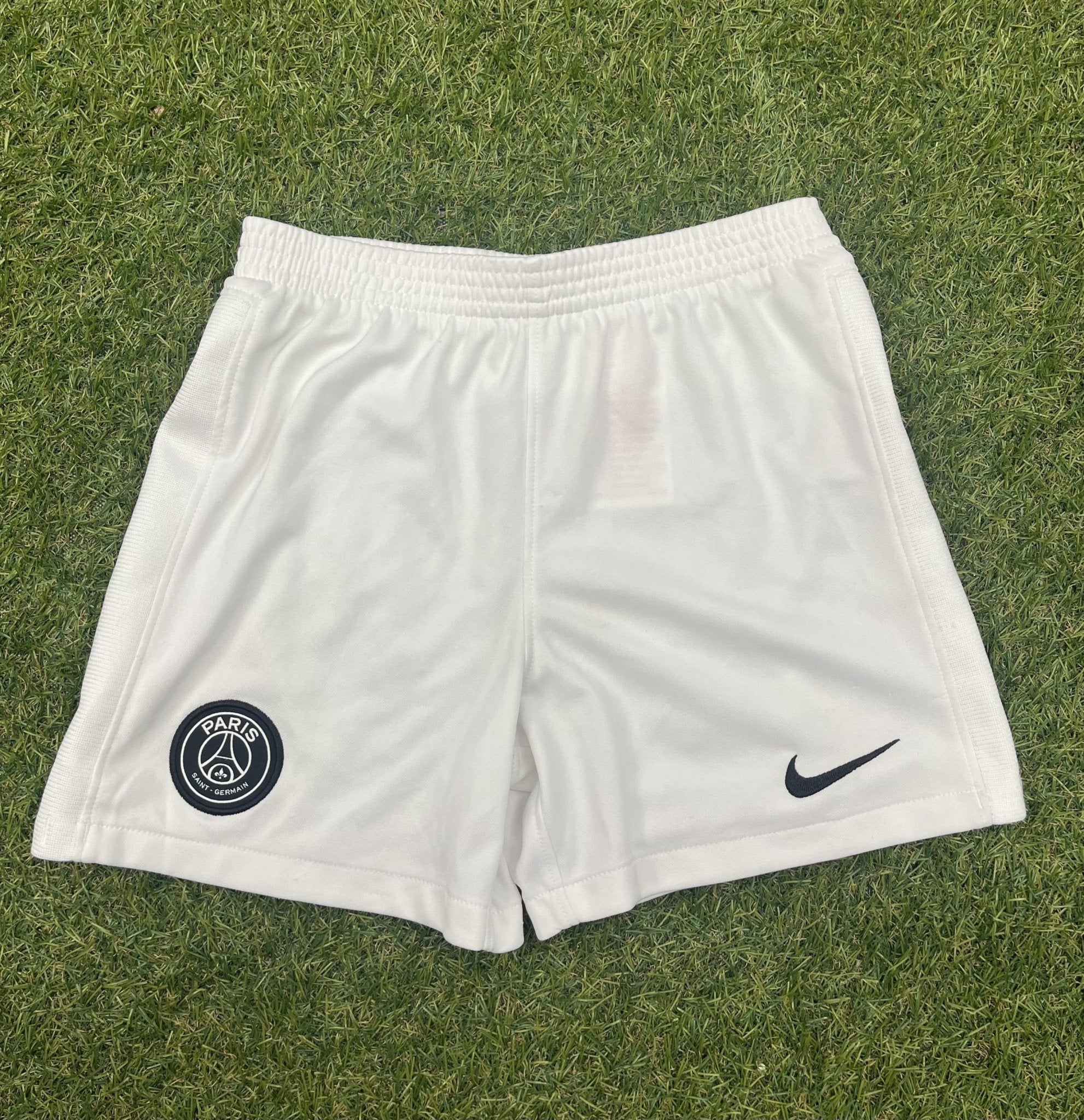 Nike PSG Football Shorts (116cm - 122cm) - kitround kitround product