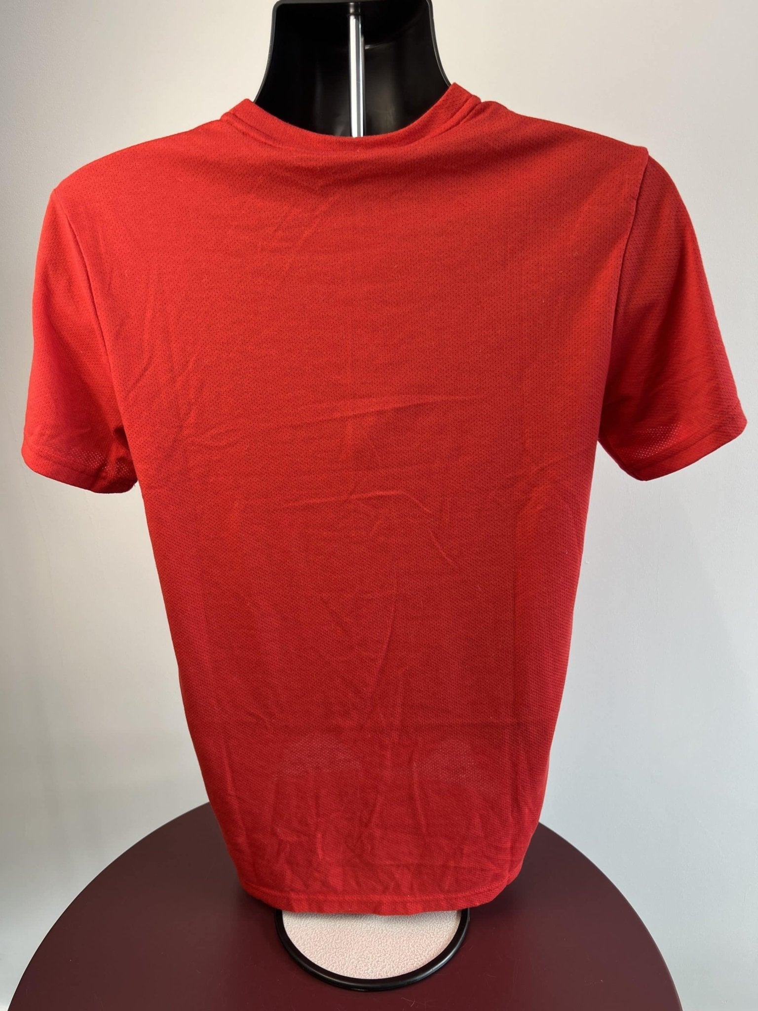 Nike Red Sports T-Shirt - kitround kitround product