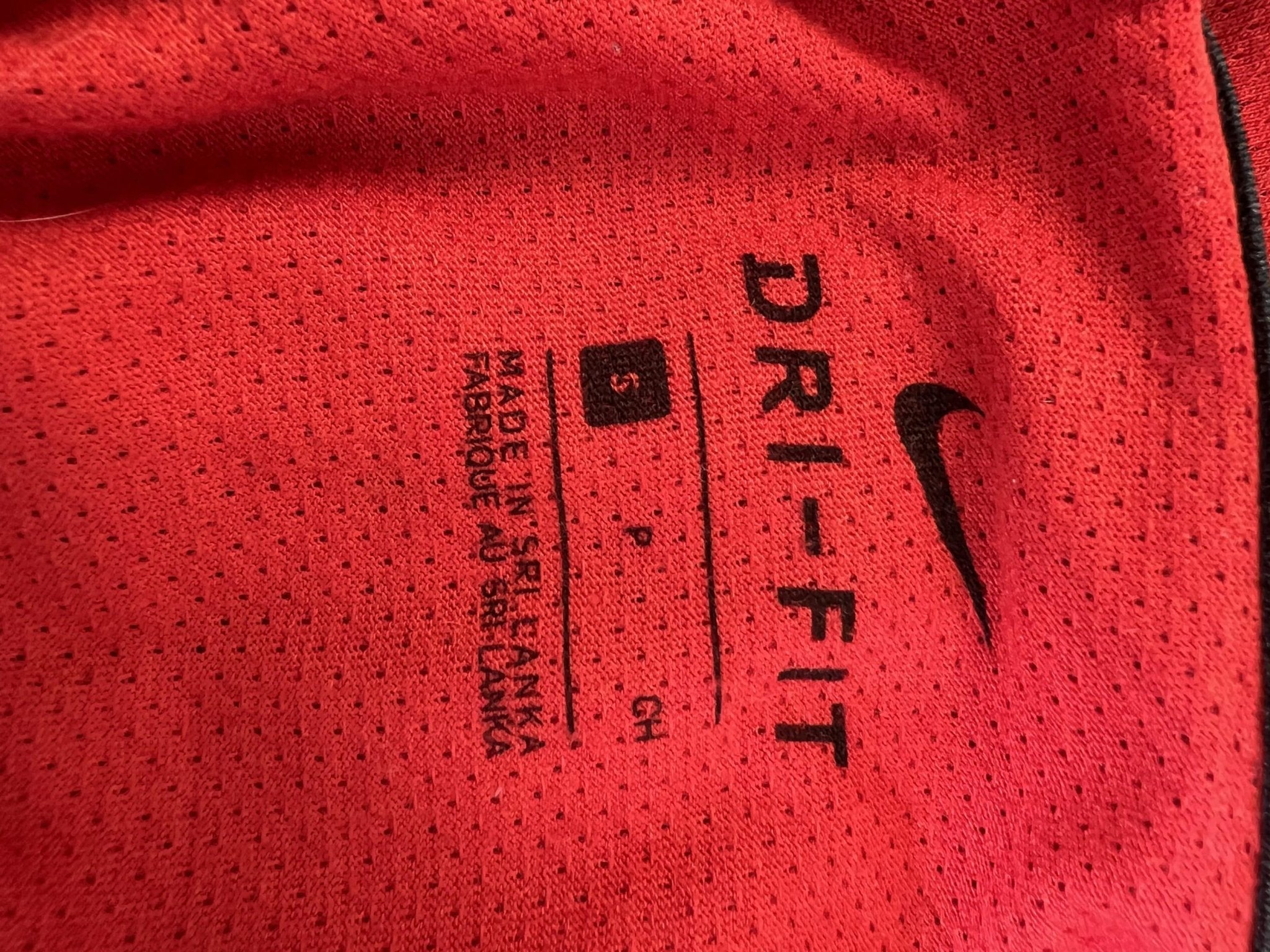 Nike Red Sports T-Shirt - kitround kitround product